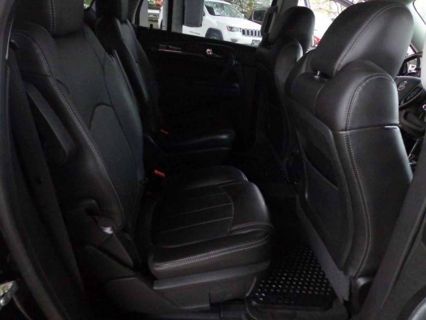 2014 BLACK BUICK ENCLAVE LEATHER (5GAKVBKD8EJ) with an 3.6L engine, Automatic transmission, located at 6610 L St., Omaha, NE, 68117, (402) 731-7800, 41.212872, -96.014702 - Photo#14
