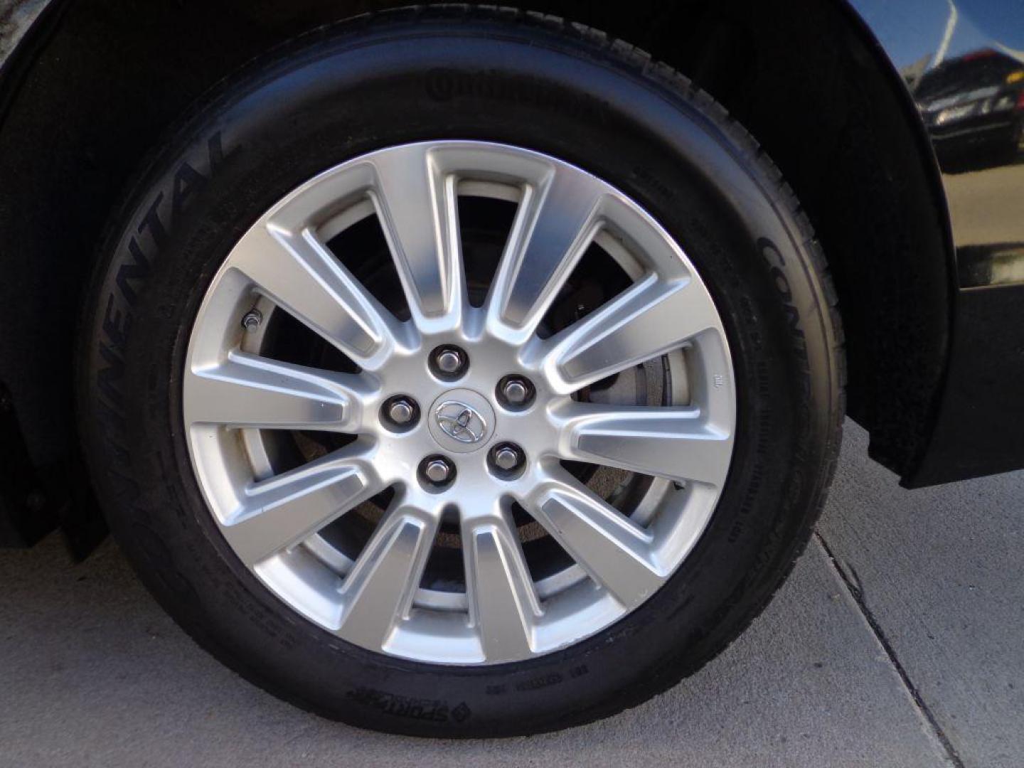 2017 BLACK TOYOTA SIENNA XLE (5TDDZ3DC2HS) with an 3.5L engine, Automatic transmission, located at 6610 L St., Omaha, NE, 68117, (402) 731-7800, 41.212872, -96.014702 - THIS VEHICLE HAS A CLEAN TITLE WITH A FREE CARFAX PROVIDED! SHARP LOW MILE XLE AWD LOADED WITH HEATED LEATHER, REAR CAPTAIN CHAIRS, SUNROOF, NAV, BACKUP CAM, BLIND SPOT ASSIST AND NEWER TIRES! *****We have found that most customers do the majority of their shopping online before visiting a deal - Photo#10