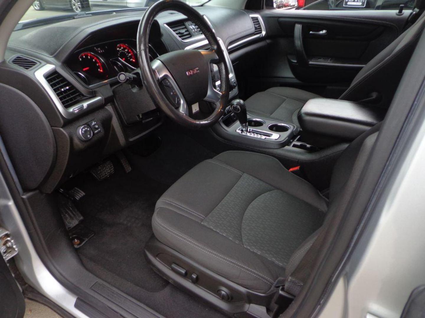 2015 SILVER GMC ACADIA SLE-2 (1GKKVPKD9FJ) with an 3.6L engine, Automatic transmission, located at 6610 L St., Omaha, NE, 68117, (402) 731-7800, 41.212872, -96.014702 - THIS VEHICLE HAS A BEEN FULLY INSPECTED AND HAS A CLEAN TITLE WITH A FREE CARFAX REPORT PROVIDED! 2-OWNER, CLEAN CARFAX, LOW MILEAGE, HEATED SEATS, 3RD ROW, SUNROOF, BACKUP CAM AND NEWER TIRES! *****We have found that most customers do the majority of their shopping online before visiting a eal - Photo#15