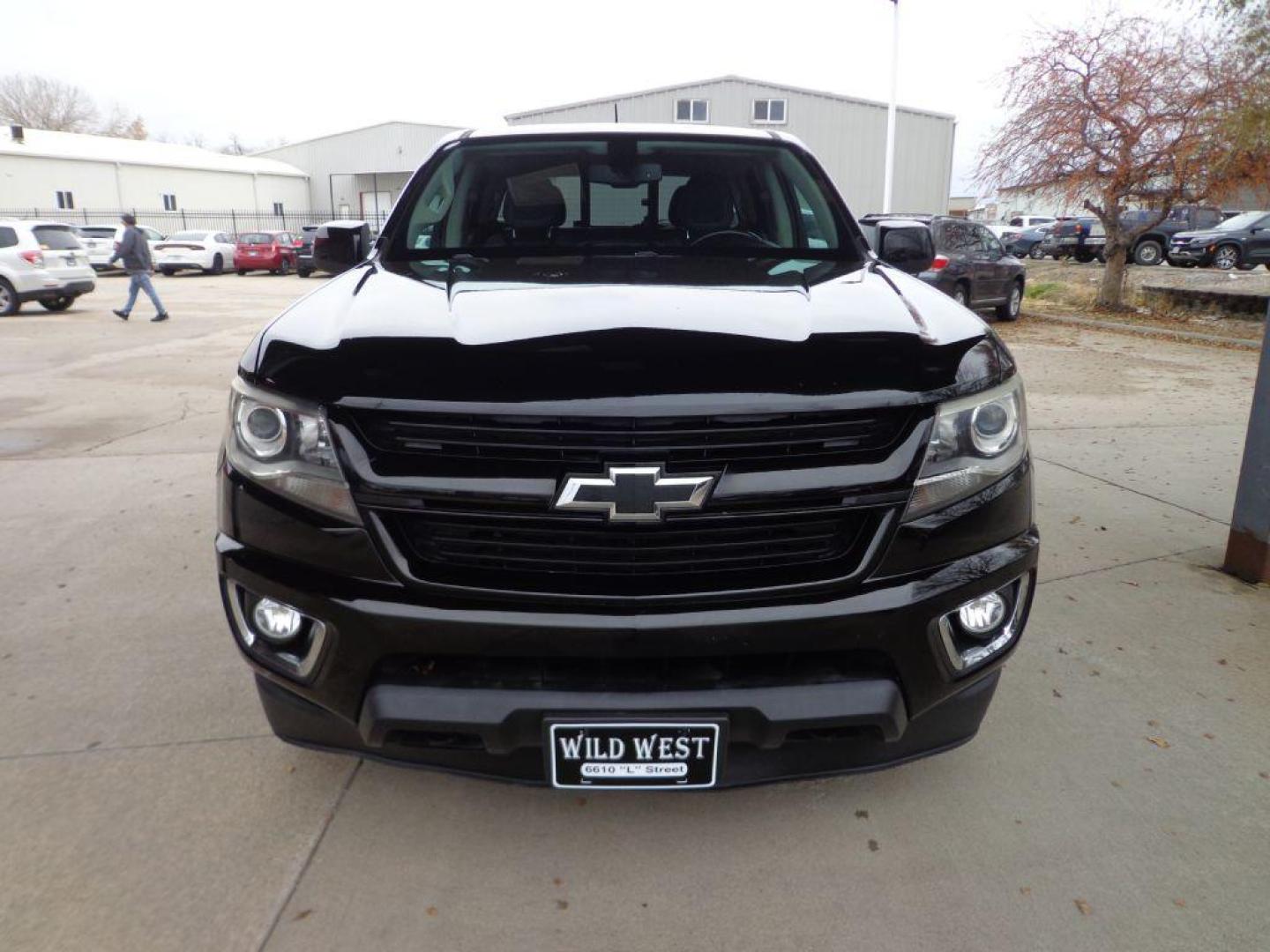2017 BLACK CHEVROLET COLORADO Z71 (1GCGTDENXH1) with an 3.6L engine, Automatic transmission, located at 6610 L St., Omaha, NE, 68117, (402) 731-7800, 41.212872, -96.014702 - THIS VEHICLE HAS A CLEAN TITLE WITH A FREE CARFAX PROVIDED! SHARP, 1-OWNER, CLEAN CARFAX, LOW MILEAGE, NAV, BACKUP CAM AND NEWER TIRES! *****We have found that most customers do the majority of their shopping online before visiting a dealership. For this reason we feel it necessary to have a com - Photo#1