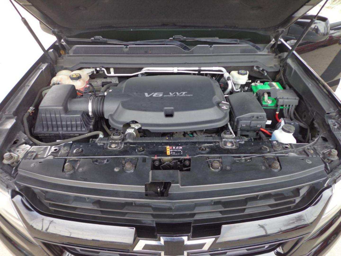 2017 BLACK CHEVROLET COLORADO Z71 (1GCGTDENXH1) with an 3.6L engine, Automatic transmission, located at 6610 L St., Omaha, NE, 68117, (402) 731-7800, 41.212872, -96.014702 - THIS VEHICLE HAS A CLEAN TITLE WITH A FREE CARFAX PROVIDED! SHARP, 1-OWNER, CLEAN CARFAX, LOW MILEAGE, NAV, BACKUP CAM AND NEWER TIRES! *****We have found that most customers do the majority of their shopping online before visiting a dealership. For this reason we feel it necessary to have a com - Photo#12