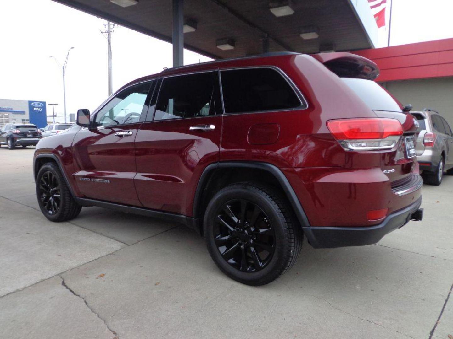 2017 MAROON JEEP GRAND CHEROKEE LIMITED (1C4RJFBGXHC) with an 3.6L engine, Automatic transmission, located at 6610 L St., Omaha, NE, 68117, (402) 731-7800, 41.212872, -96.014702 - THIS VEHICLE HAS A CLEAN TITLE WITH A FREE CARFAX PROVIDED! SHARP LIMITED PACKAGE WITH A CLEAN CARFAX, LOW MILEAGE, SUNROOF, NAV, BLIND SPOT ASSIST, HEATED SEATS/WHEEL AND A NICE SET OF MICHELINS! *****We have found that most customers do the majority of their shopping online before visiting a d - Photo#5