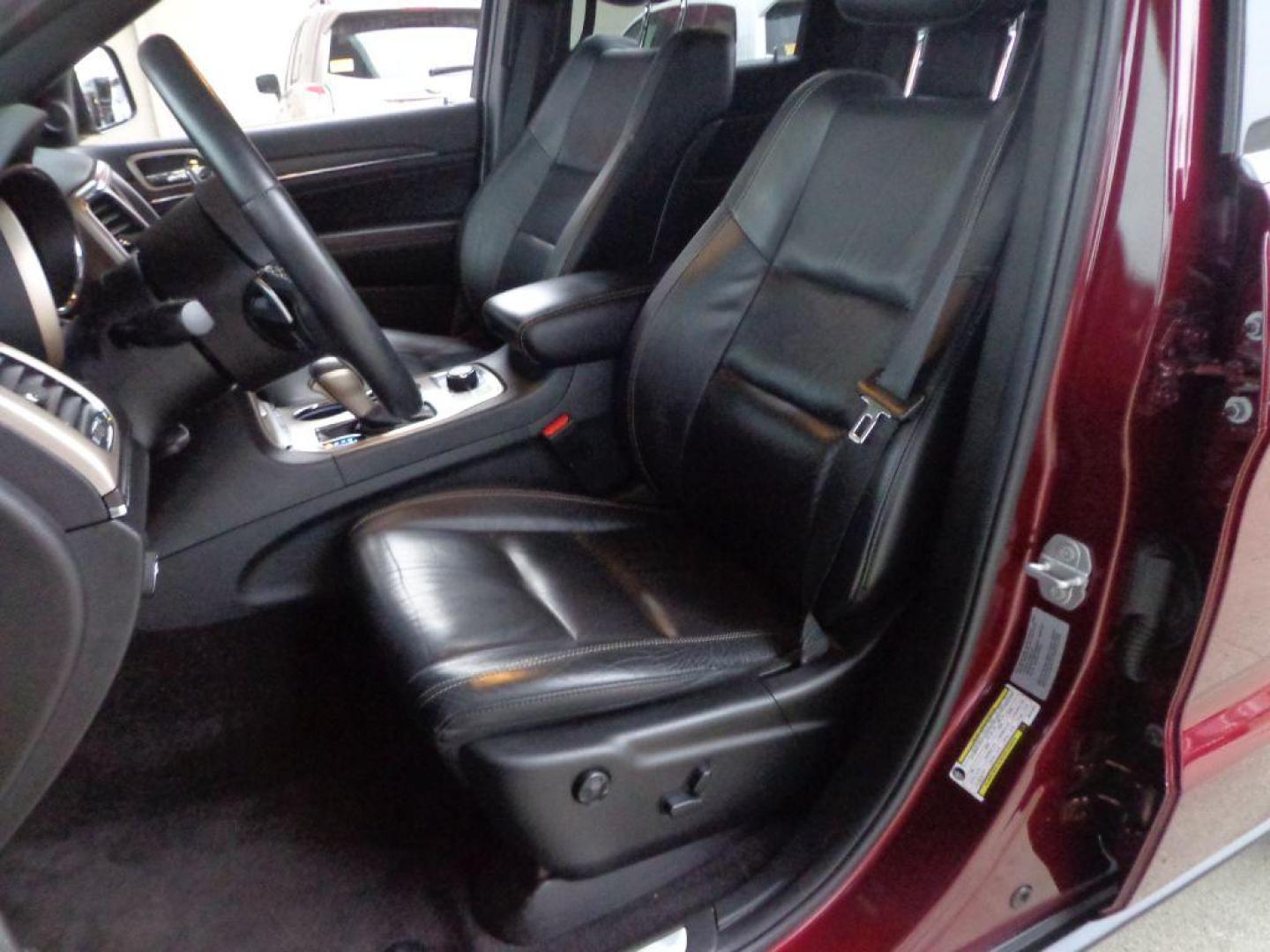 2017 MAROON JEEP GRAND CHEROKEE LIMITED (1C4RJFBGXHC) with an 3.6L engine, Automatic transmission, located at 6610 L St., Omaha, NE, 68117, (402) 731-7800, 41.212872, -96.014702 - THIS VEHICLE HAS A CLEAN TITLE WITH A FREE CARFAX PROVIDED! SHARP LIMITED PACKAGE WITH A CLEAN CARFAX, LOW MILEAGE, SUNROOF, NAV, BLIND SPOT ASSIST, HEATED SEATS/WHEEL AND A NICE SET OF MICHELINS! *****We have found that most customers do the majority of their shopping online before visiting a d - Photo#13