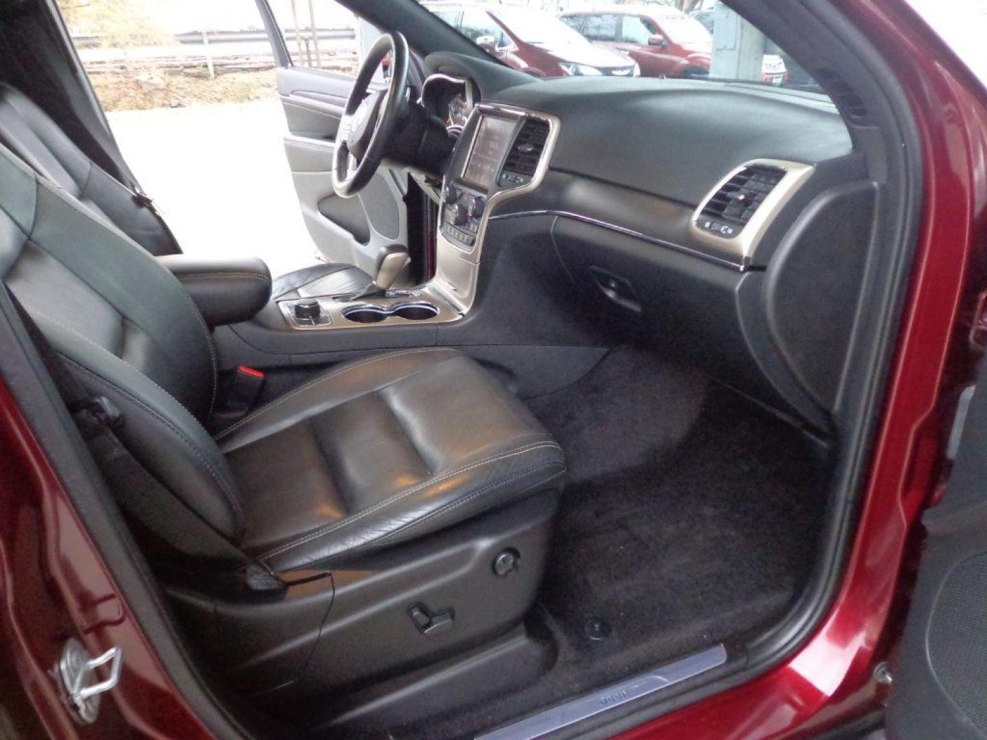 2017 MAROON JEEP GRAND CHEROKEE LIMITED (1C4RJFBGXHC) with an 3.6L engine, Automatic transmission, located at 6610 L St., Omaha, NE, 68117, (402) 731-7800, 41.212872, -96.014702 - THIS VEHICLE HAS A CLEAN TITLE WITH A FREE CARFAX PROVIDED! SHARP LIMITED PACKAGE WITH A CLEAN CARFAX, LOW MILEAGE, SUNROOF, NAV, BLIND SPOT ASSIST, HEATED SEATS/WHEEL AND A NICE SET OF MICHELINS! *****We have found that most customers do the majority of their shopping online before visiting a d - Photo#17