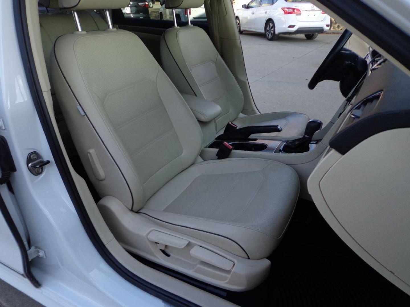 2017 WHITE VOLKSWAGEN PASSAT SE (1VWGT7A30HC) with an 1.8L engine, Automatic transmission, located at 6610 L St., Omaha, NE, 68117, (402) 731-7800, 41.212872, -96.014702 - THIS VEHICLE HAS A CLEAN TITLE WITH A FREE CARFAX PROVIDED! 2-OWNER, CLEAN CARFAX, LOW MILEAGE, SUNROOF, NAV, BACKUP CAM, FRONT AND REAR HEATED SEATS AND NEWER TIRES! *****We have found that most customers do the majority of their shopping online before visiting a dealership. For this reason - Photo#15