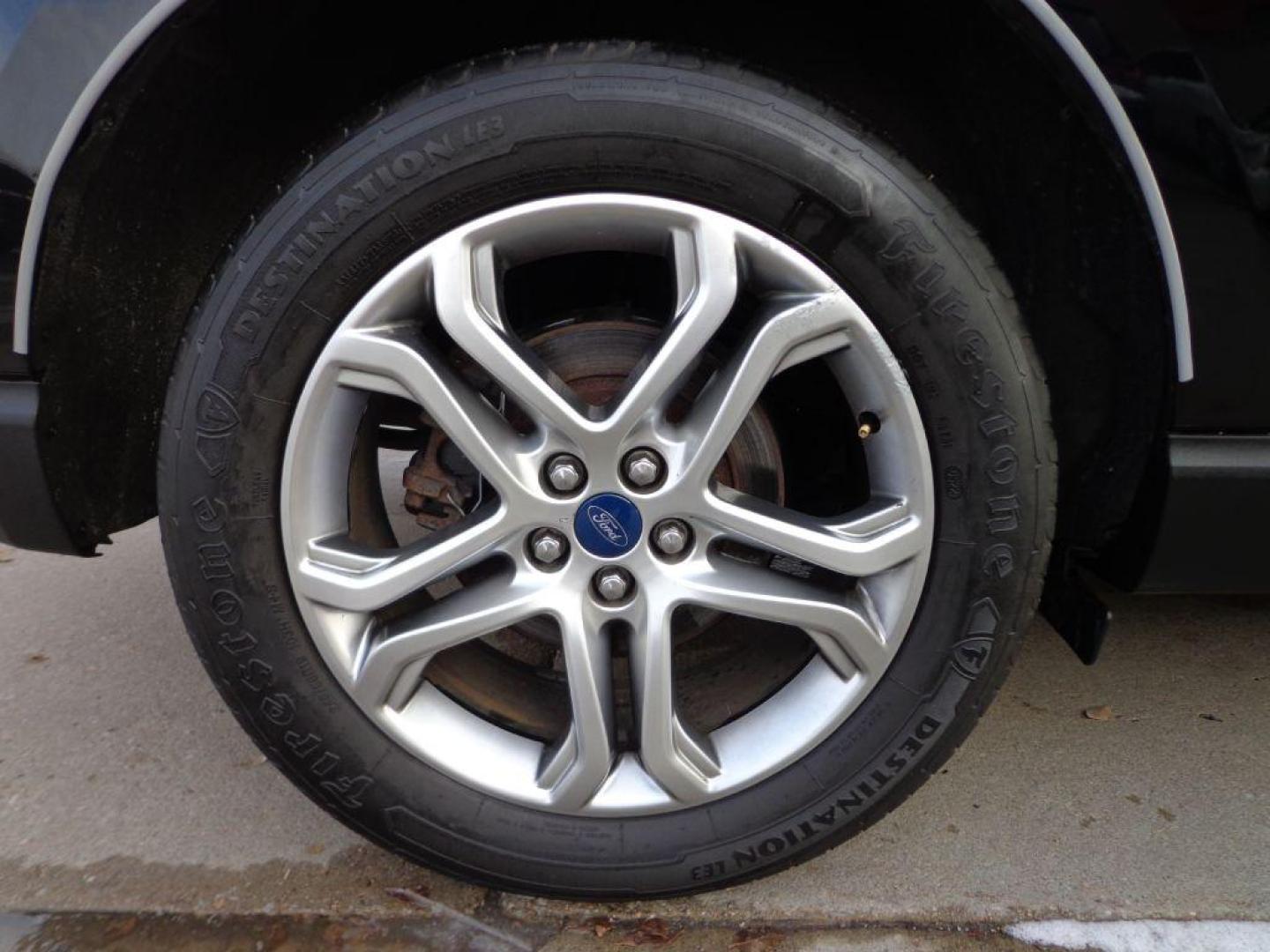 2016 BLACK FORD EDGE TITANIUM (2FMPK4K84GB) with an 3.5L engine, Automatic transmission, located at 6610 L St., Omaha, NE, 68117, (402) 731-7800, 41.212872, -96.014702 - THIS VEHICLE HAS A BEEN FULLY INSPECTED AND HAS A CLEAN TITLE WITH A FREE CARFAX REPORT PROVIDED! 2-OWNER, CLEAN CARFAX, LOW MILEAGE, PANORAMIC ROOF, NAVIGATION AND NEWER TIRES! *****We have found that most customers do the majority of their shopping online before visiting a ealership. For this - Photo#9