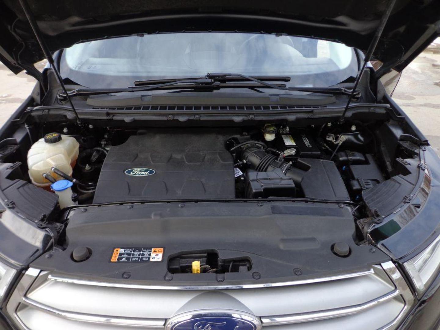 2016 BLACK FORD EDGE TITANIUM (2FMPK4K84GB) with an 3.5L engine, Automatic transmission, located at 6610 L St., Omaha, NE, 68117, (402) 731-7800, 41.212872, -96.014702 - THIS VEHICLE HAS A BEEN FULLY INSPECTED AND HAS A CLEAN TITLE WITH A FREE CARFAX REPORT PROVIDED! 2-OWNER, CLEAN CARFAX, LOW MILEAGE, PANORAMIC ROOF, NAVIGATION AND NEWER TIRES! *****We have found that most customers do the majority of their shopping online before visiting a ealership. For this - Photo#11