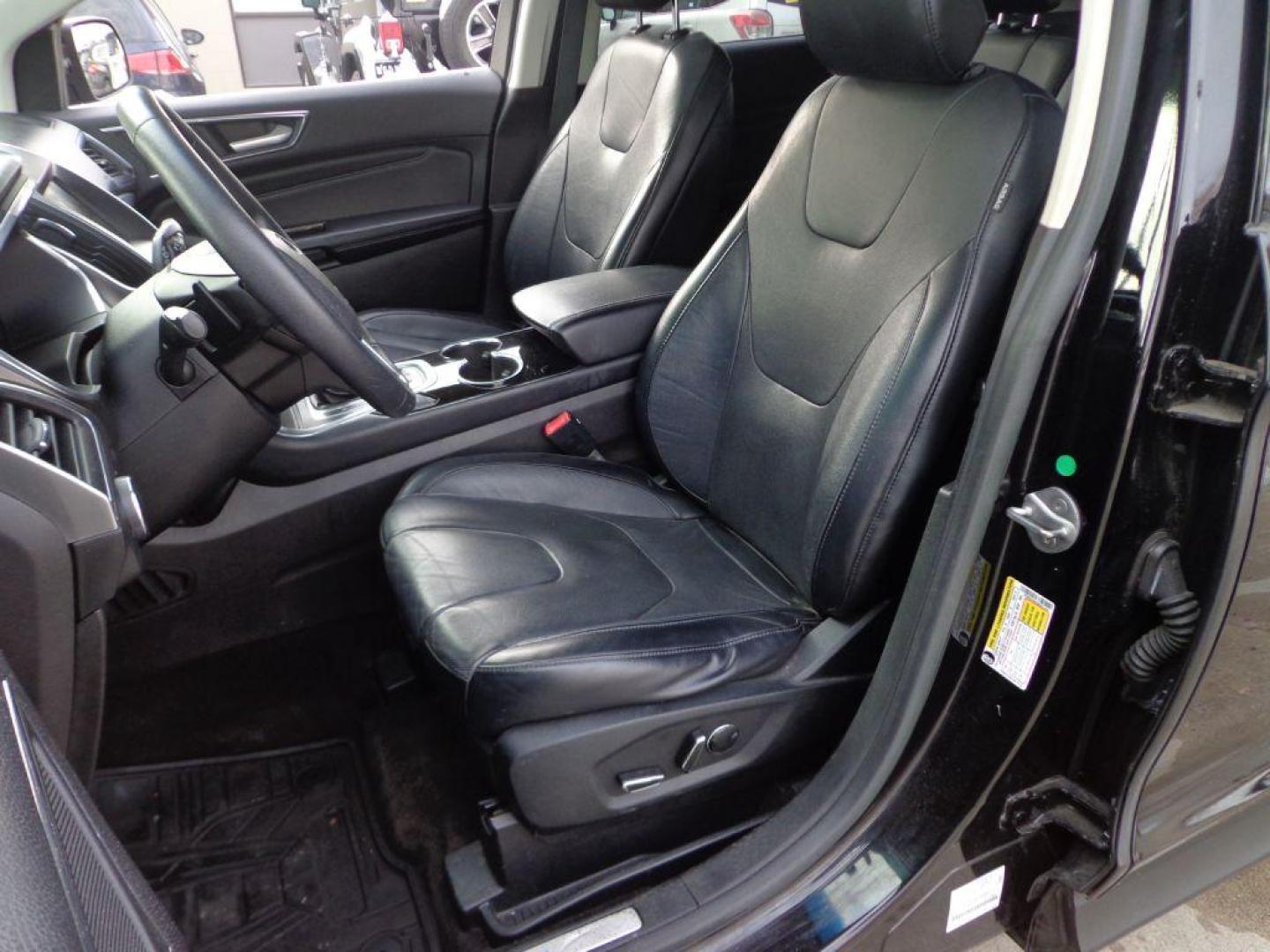 2016 BLACK FORD EDGE TITANIUM (2FMPK4K84GB) with an 3.5L engine, Automatic transmission, located at 6610 L St., Omaha, NE, 68117, (402) 731-7800, 41.212872, -96.014702 - THIS VEHICLE HAS A BEEN FULLY INSPECTED AND HAS A CLEAN TITLE WITH A FREE CARFAX REPORT PROVIDED! 2-OWNER, CLEAN CARFAX, LOW MILEAGE, PANORAMIC ROOF, NAVIGATION AND NEWER TIRES! *****We have found that most customers do the majority of their shopping online before visiting a ealership. For this - Photo#13