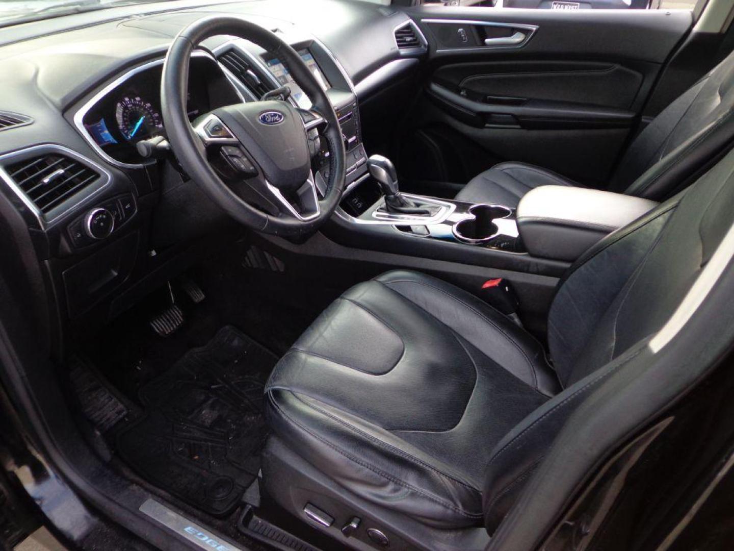 2016 BLACK FORD EDGE TITANIUM (2FMPK4K84GB) with an 3.5L engine, Automatic transmission, located at 6610 L St., Omaha, NE, 68117, (402) 731-7800, 41.212872, -96.014702 - THIS VEHICLE HAS A BEEN FULLY INSPECTED AND HAS A CLEAN TITLE WITH A FREE CARFAX REPORT PROVIDED! 2-OWNER, CLEAN CARFAX, LOW MILEAGE, PANORAMIC ROOF, NAVIGATION AND NEWER TIRES! *****We have found that most customers do the majority of their shopping online before visiting a ealership. For this - Photo#14