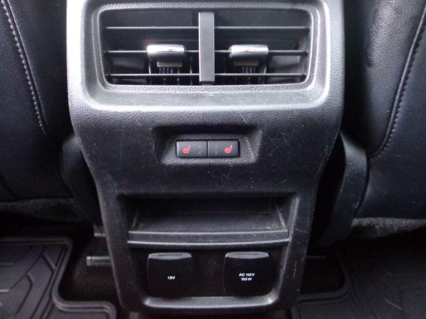 2016 BLACK FORD EDGE TITANIUM (2FMPK4K84GB) with an 3.5L engine, Automatic transmission, located at 6610 L St., Omaha, NE, 68117, (402) 731-7800, 41.212872, -96.014702 - THIS VEHICLE HAS A BEEN FULLY INSPECTED AND HAS A CLEAN TITLE WITH A FREE CARFAX REPORT PROVIDED! 2-OWNER, CLEAN CARFAX, LOW MILEAGE, PANORAMIC ROOF, NAVIGATION AND NEWER TIRES! *****We have found that most customers do the majority of their shopping online before visiting a ealership. For this - Photo#21