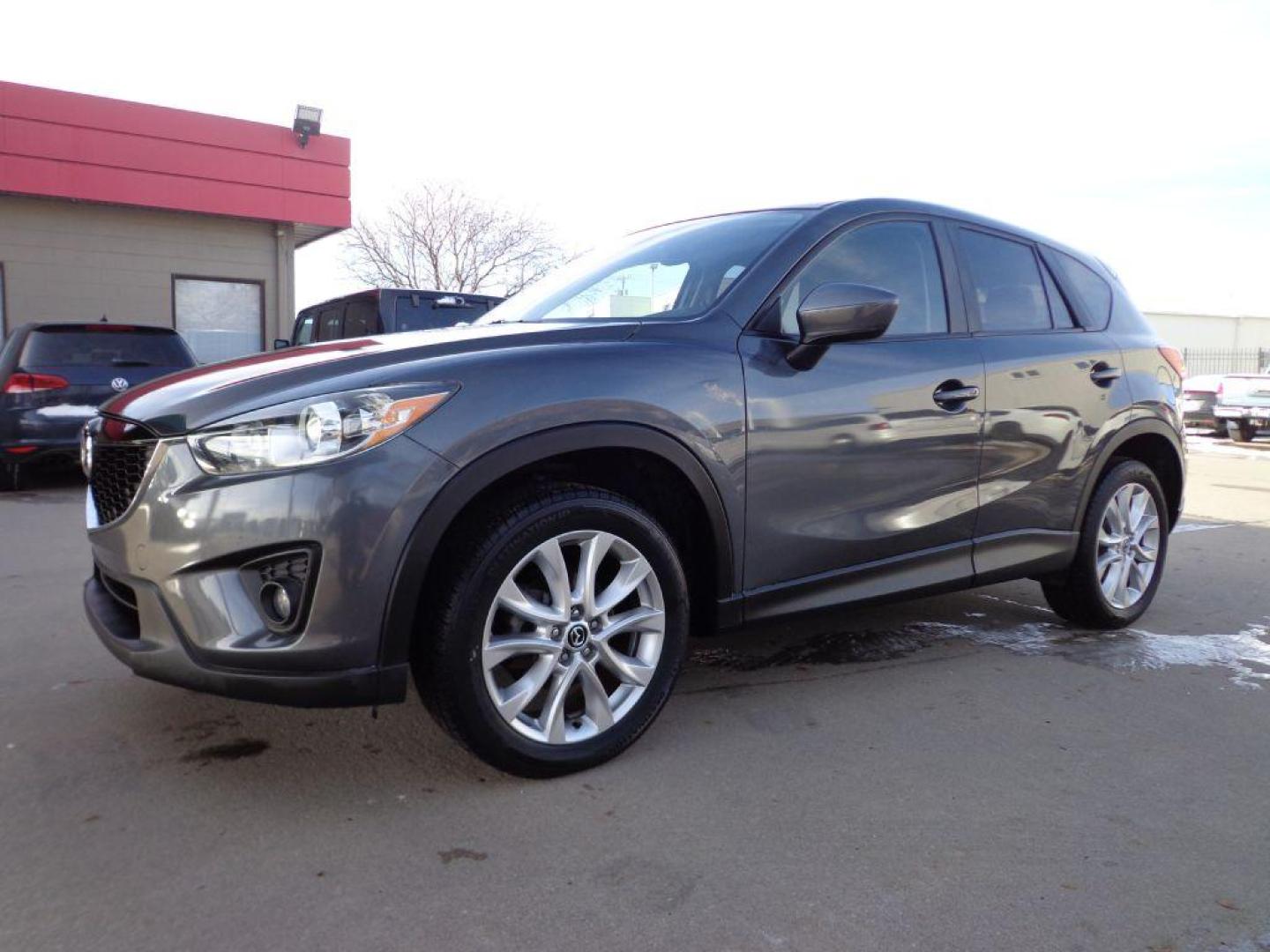 2015 GRAY MAZDA CX-5 GT (JM3KE4DY8F0) with an 2.5L engine, Automatic transmission, located at 6610 L St., Omaha, NE, 68117, (402) 731-7800, 41.212872, -96.014702 - Photo#0