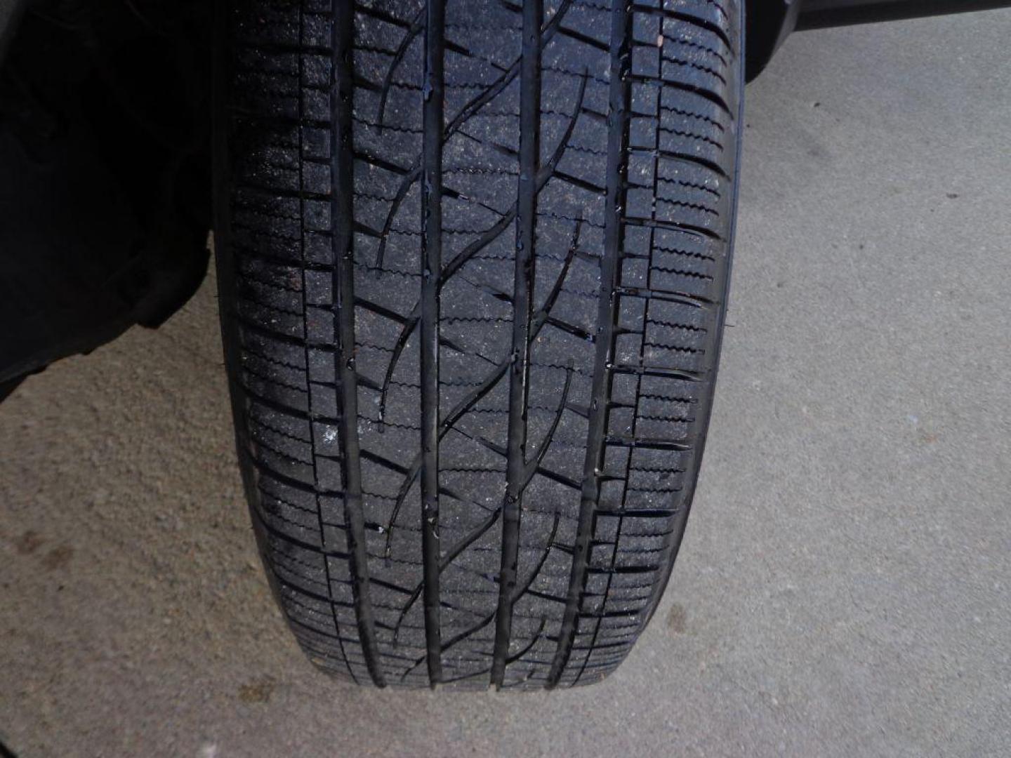 2015 GRAY MAZDA CX-5 GT (JM3KE4DY8F0) with an 2.5L engine, Automatic transmission, located at 6610 L St., Omaha, NE, 68117, (402) 731-7800, 41.212872, -96.014702 - Photo#6