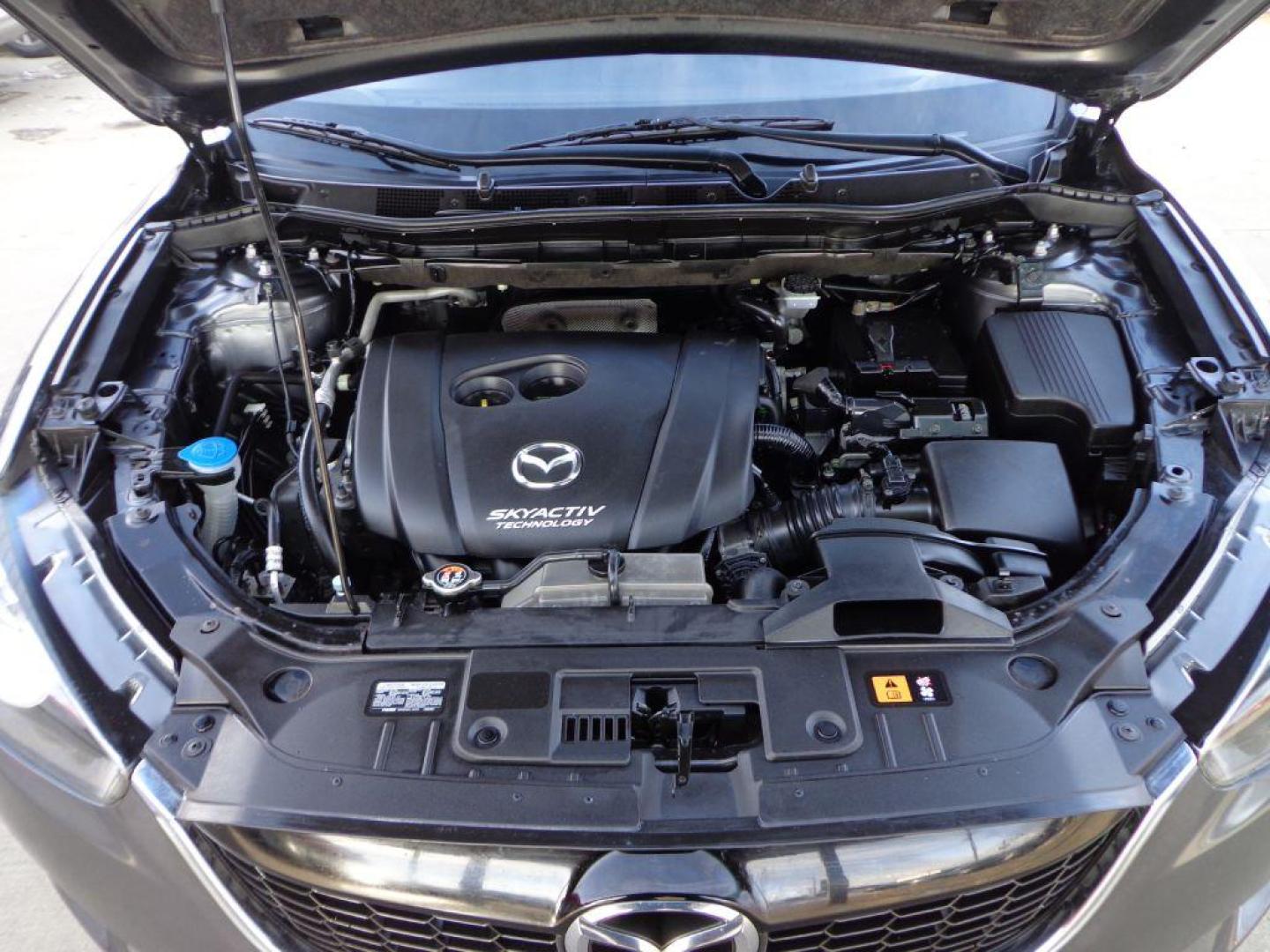 2015 GRAY MAZDA CX-5 GT (JM3KE4DY8F0) with an 2.5L engine, Automatic transmission, located at 6610 L St., Omaha, NE, 68117, (402) 731-7800, 41.212872, -96.014702 - Photo#11