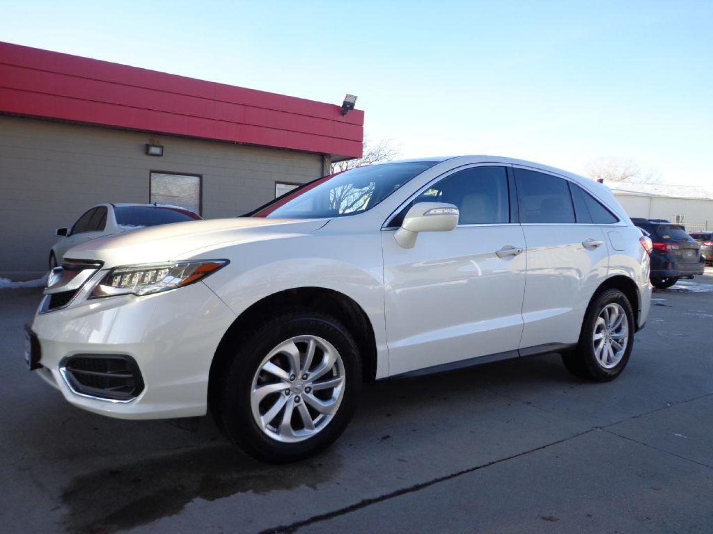 2016 WHITE ACURA RDX TECHNOLOGY (5J8TB4H55GL) with an 3.5L engine, Automatic transmission, located at 6610 L St., Omaha, NE, 68117, (402) 731-7800, 41.212872, -96.014702 - THIS VEHICLE HAS A BEEN FULLY INSPECTED AND HAS A CLEAN TITLE WITH A FREE CARFAX REPORT PROVIDED! TECH PACKAGE WITH A CLEAN CARFAX, LOW MILEAGE, NAV AND NEWER TIRES! *****We have found that most customers do the majority of their shopping online before visiting a ealership. For this reason we f - Photo#0