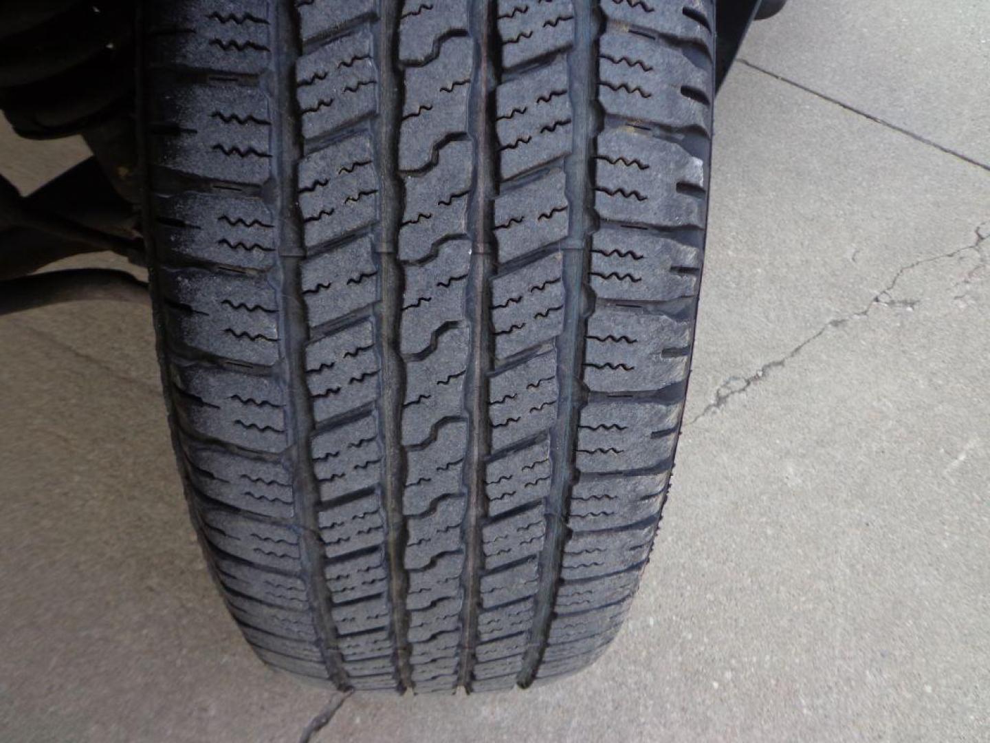 2011 BLUE NISSAN TITAN SL (1N6AA0EC3BN) with an 5.6L engine, Automatic transmission, located at 6610 L St., Omaha, NE, 68117, (402) 731-7800, 41.212872, -96.014702 - THIS VEHICLE HAS A CLEAN TITLE WITH A FREE CARFAX PROVIDED! 2-OWNER, CLEAN CARFAX, LOW MILEAGE, RUST-FREE, HEATED LEATHER, PREMIUM AUDIO AND NEWER TIRES! *****We have found that most customers do the majority of their shopping online before visiting a dealership. For this reason we feel it nec - Photo#6