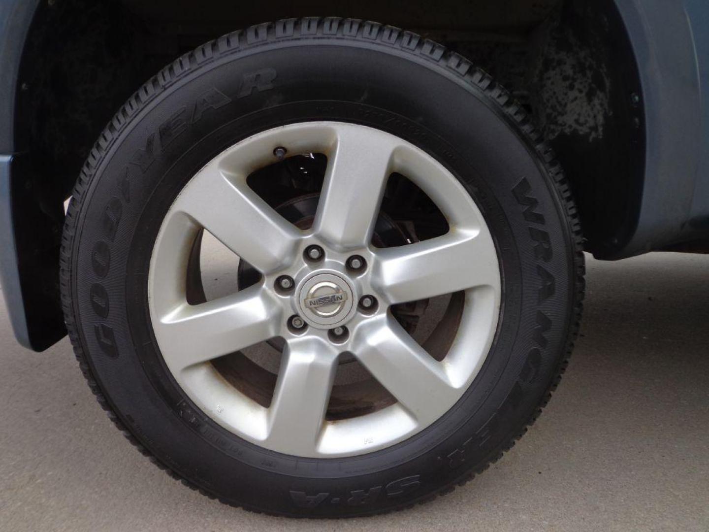 2011 BLUE NISSAN TITAN SL (1N6AA0EC3BN) with an 5.6L engine, Automatic transmission, located at 6610 L St., Omaha, NE, 68117, (402) 731-7800, 41.212872, -96.014702 - THIS VEHICLE HAS A CLEAN TITLE WITH A FREE CARFAX PROVIDED! 2-OWNER, CLEAN CARFAX, LOW MILEAGE, RUST-FREE, HEATED LEATHER, PREMIUM AUDIO AND NEWER TIRES! *****We have found that most customers do the majority of their shopping online before visiting a dealership. For this reason we feel it nec - Photo#9