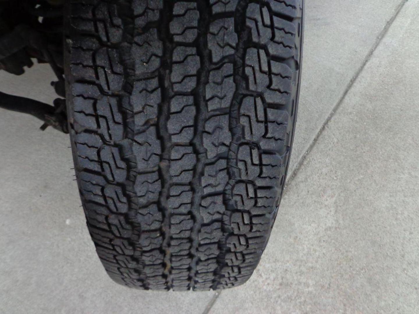 2013 BLACK JEEP WRANGLER UNLIMI SAHARA (1C4HJWEGXDL) with an 3.6L engine, Automatic transmission, located at 6610 L St., Omaha, NE, 68117, (402) 731-7800, 41.212872, -96.014702 - THIS VEHICLE HAS A BEEN FULLY INSPECTED AND HAS A CLEAN TITLE WITH A FREE CARFAX REPORT. SHARP 2-OWNER SAHARA WITH A CLEAN CARFAX, LOW MILEAGE, RUST-FREE UNDERCARRIAGE, HEATED SEATS, NAV, PREMIUM AUDIO AND NEWER TIRES! *****We have found that most customers do the majority of their shopping onl - Photo#6