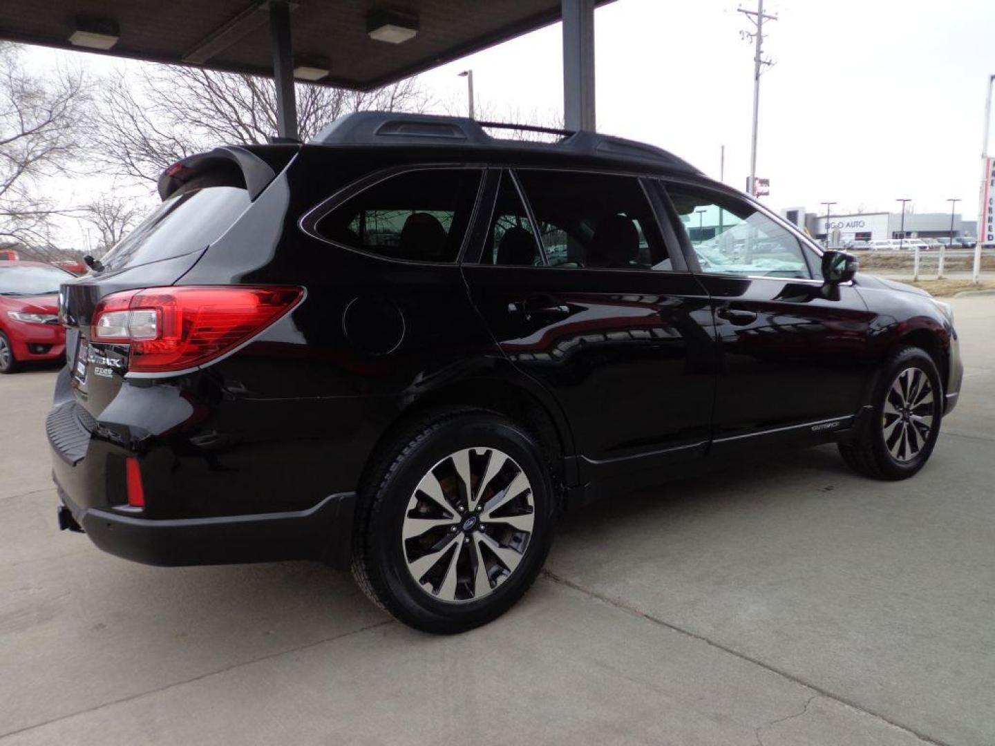 2017 BLACK SUBARU OUTBACK 2.5I LIMITED (4S4BSANC7H3) with an 2.5L engine, Continuously Variable transmission, located at 6610 L St., Omaha, NE, 68117, (402) 731-7800, 41.212872, -96.014702 - THIS VEHICLE HAS A BEEN FULLY INSPECTED AND HAS A CLEAN TITLE WITH A FREE CARFAX REPORT PROVIDED! 1-OWNER, CLEAN CARFAX, RUST-FREE UNDERCARRIAGE, HEADED FRONT/REAR SEATS, SUNROOF, DRIVER ASSIST, NAV, BACKUP CAM AND NEWER TIRES! *****We have found that most customers do the majority of their sho - Photo#3