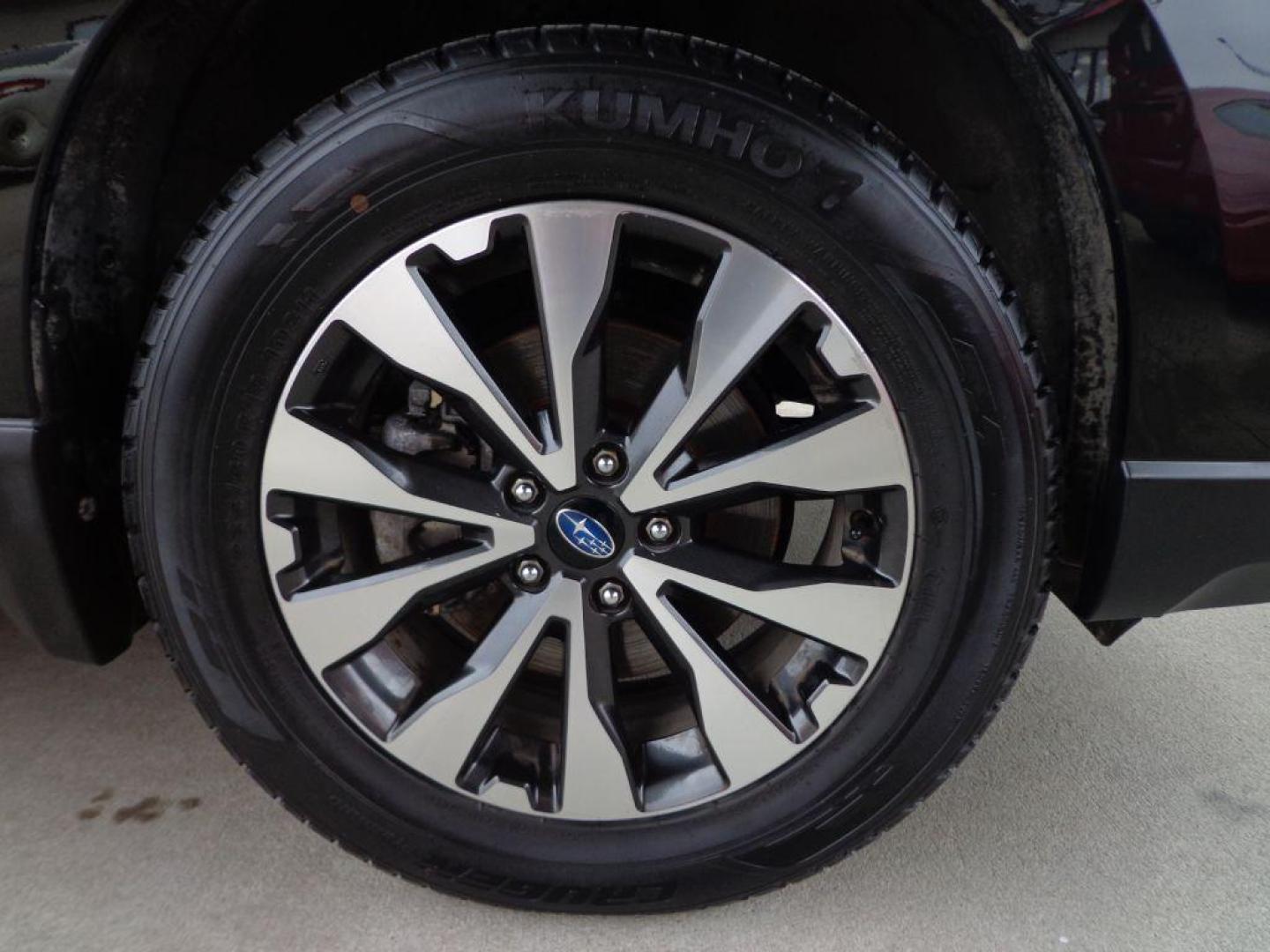 2017 BLACK SUBARU OUTBACK 2.5I LIMITED (4S4BSANC7H3) with an 2.5L engine, Continuously Variable transmission, located at 6610 L St., Omaha, NE, 68117, (402) 731-7800, 41.212872, -96.014702 - THIS VEHICLE HAS A BEEN FULLY INSPECTED AND HAS A CLEAN TITLE WITH A FREE CARFAX REPORT PROVIDED! 1-OWNER, CLEAN CARFAX, RUST-FREE UNDERCARRIAGE, HEADED FRONT/REAR SEATS, SUNROOF, DRIVER ASSIST, NAV, BACKUP CAM AND NEWER TIRES! *****We have found that most customers do the majority of their sho - Photo#8