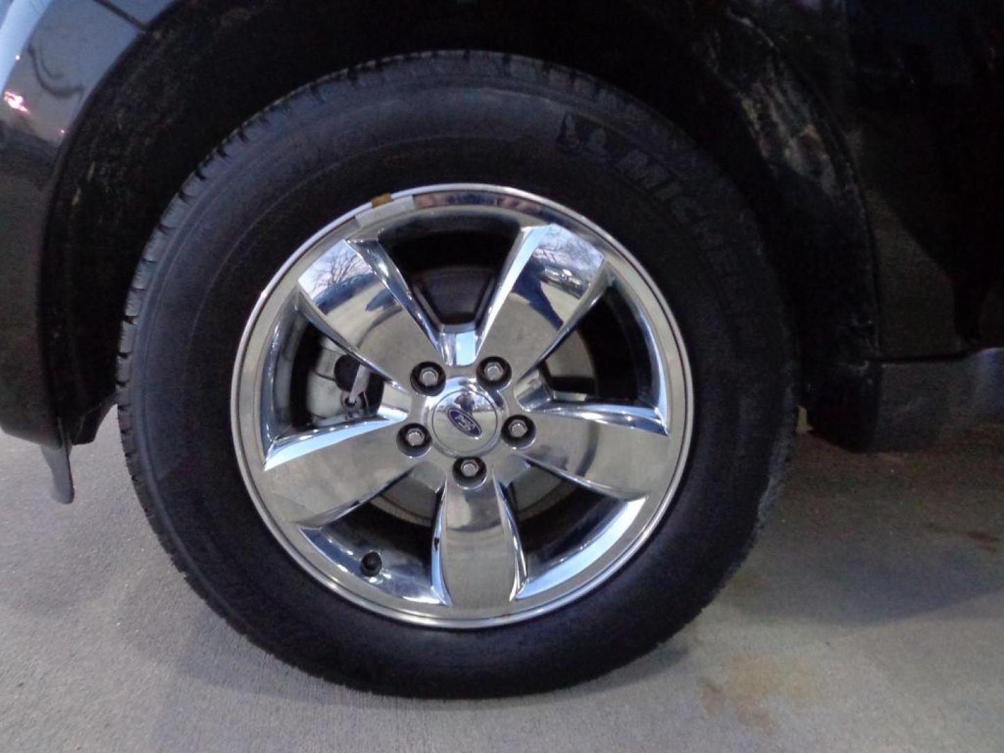 2012 BLACK FORD ESCAPE LIMITED (1FMCU9EG9CK) with an 3.0L engine, Automatic transmission, located at 6610 L St., Omaha, NE, 68117, (402) 731-7800, 41.212872, -96.014702 - Photo#7