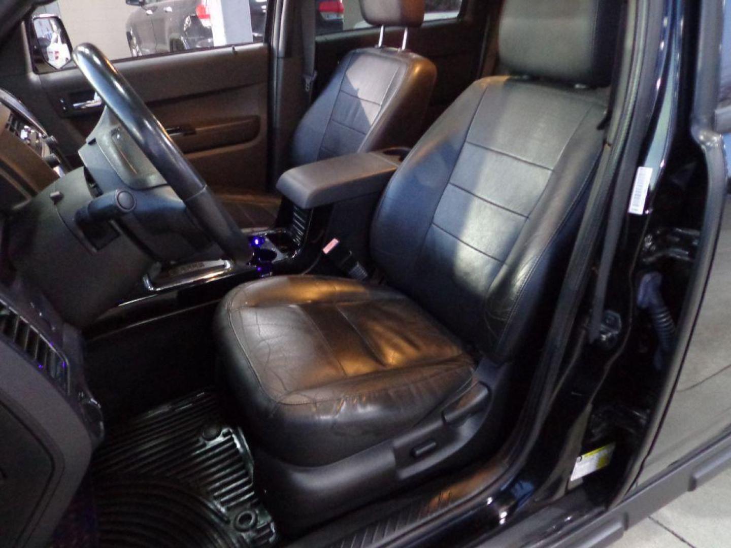 2012 BLACK FORD ESCAPE LIMITED (1FMCU9EG9CK) with an 3.0L engine, Automatic transmission, located at 6610 L St., Omaha, NE, 68117, (402) 731-7800, 41.212872, -96.014702 - Photo#13