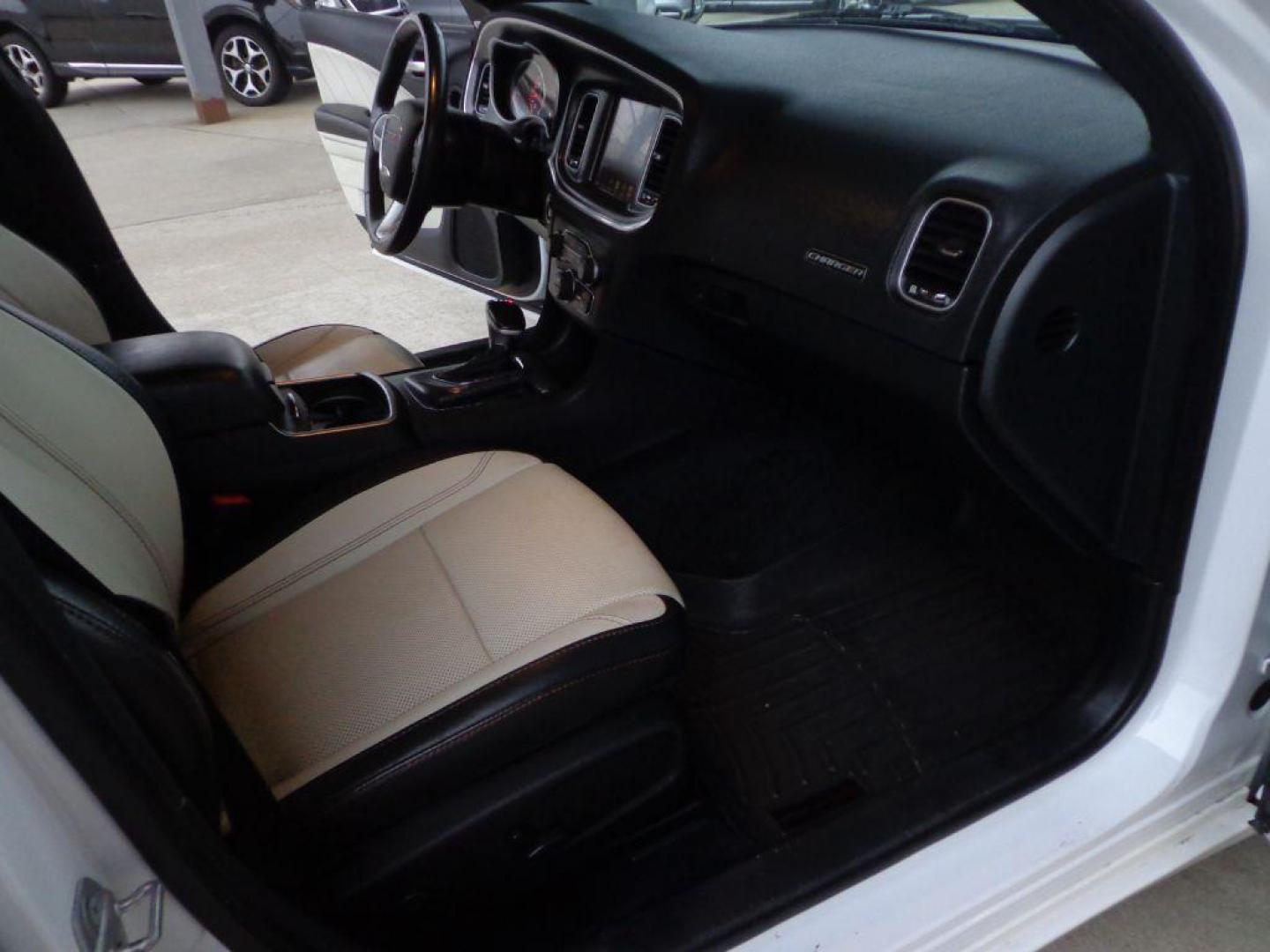 2015 WHITE DODGE CHARGER SXT (2C3CDXJG7FH) with an 3.6L engine, Automatic transmission, located at 6610 L St., Omaha, NE, 68117, (402) 731-7800, 41.212872, -96.014702 - THIS VEHICLE HAS A BEEN FULLY INSPECTED AND HAS A CLEAN TITLE WITH A FREE CARFAX REPORT PROVIDED! 1-OWNER, CLEAN CARFAX, LOW MILEAGE, AWD, HEATED/COOLED SEATS, LANE DEPARTURE, ADAPTIVE CRUISE, PREMIUM AUDIO, NAV, BACKUP CAM AND MUCH MORE *****We have found that most customers do the majority of - Photo#13