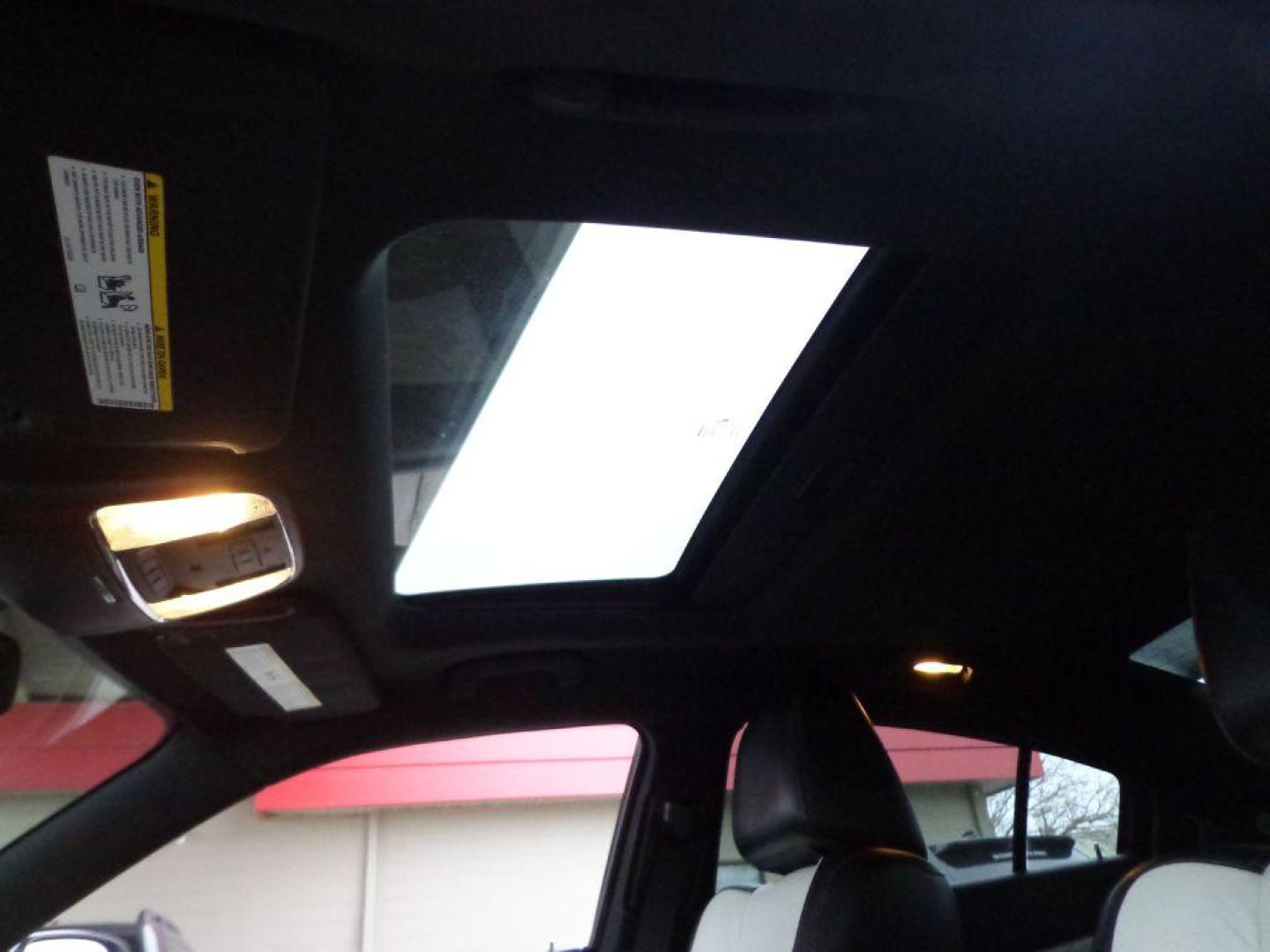 2015 WHITE DODGE CHARGER SXT (2C3CDXJG7FH) with an 3.6L engine, Automatic transmission, located at 6610 L St., Omaha, NE, 68117, (402) 731-7800, 41.212872, -96.014702 - THIS VEHICLE HAS A BEEN FULLY INSPECTED AND HAS A CLEAN TITLE WITH A FREE CARFAX REPORT PROVIDED! 1-OWNER, CLEAN CARFAX, LOW MILEAGE, AWD, HEATED/COOLED SEATS, LANE DEPARTURE, ADAPTIVE CRUISE, PREMIUM AUDIO, NAV, BACKUP CAM AND MUCH MORE *****We have found that most customers do the majority of - Photo#15