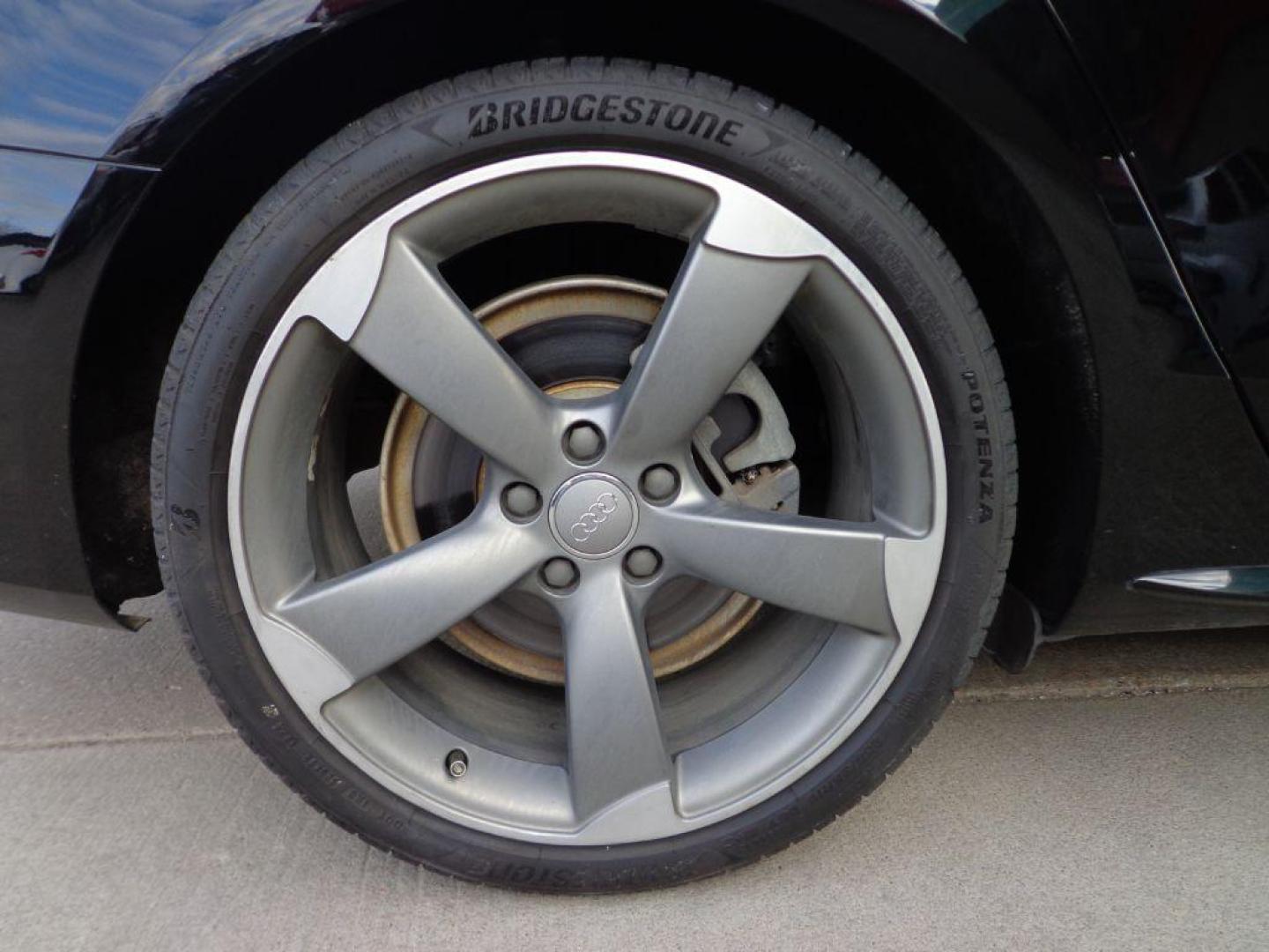 2016 BLACK AUDI A4 PREMIUM PLUS S-LINE (WAUFFAFL8GN) with an 2.0L engine, Automatic transmission, located at 6610 L St., Omaha, NE, 68117, (402) 731-7800, 41.212872, -96.014702 - THIS VEHICLE HAS A BEEN FULLY INSPECTED AND HAS A CLEAN TITLE WITH A FREE CARFAX REPORT PROVIDED! 2-OWNER, CLEAN CARFAX, LOW MILEAGE, S-LINE, NAV AND NEWER TIRES! *****We have found that most customers do the majority of their shopping online before visiting a ealership. For this reason we fe - Photo#9