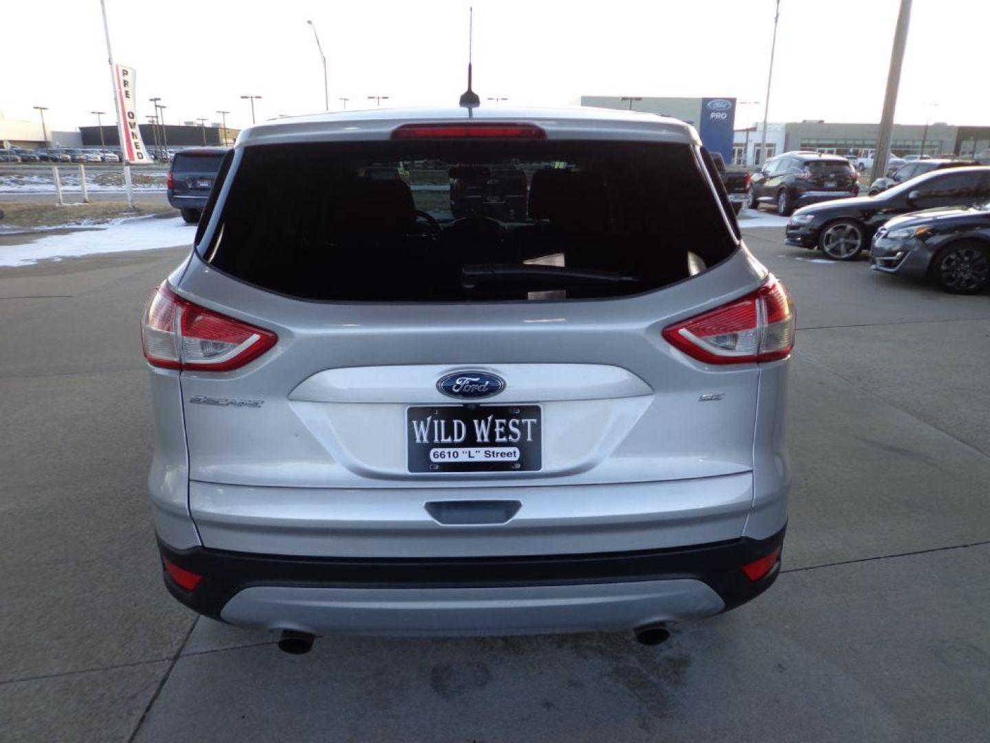 2015 SILVER FORD ESCAPE SE (1FMCU0G78FU) with an 2.5L engine, Automatic transmission, located at 6610 L St., Omaha, NE, 68117, (402) 731-7800, 41.212872, -96.014702 - 2-OWNER, CLEAN CARFAX, LOW MILEAGE TRADE-IN *****We have found that most customers do the majority of their shopping online before visiting a dealership. For this reason we feel it necessary to have a competitive price on our used vehicles right up front. We spend time researching the region to - Photo#4