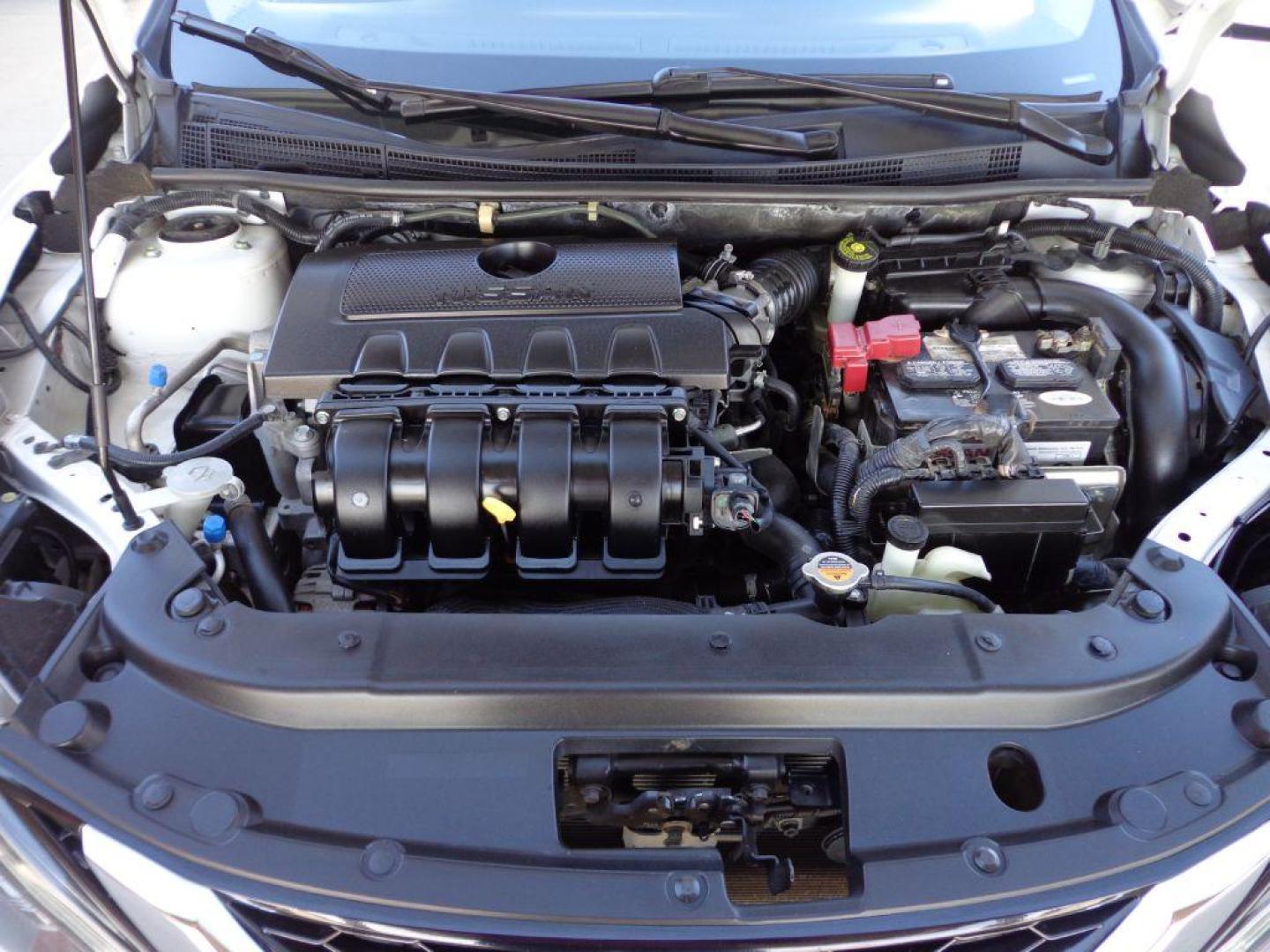 2017 WHITE NISSAN SENTRA SL (3N1AB7AP5HY) with an 1.8L engine, Continuously Variable transmission, located at 6610 L St., Omaha, NE, 68117, (402) 731-7800, 41.212872, -96.014702 - Photo#12