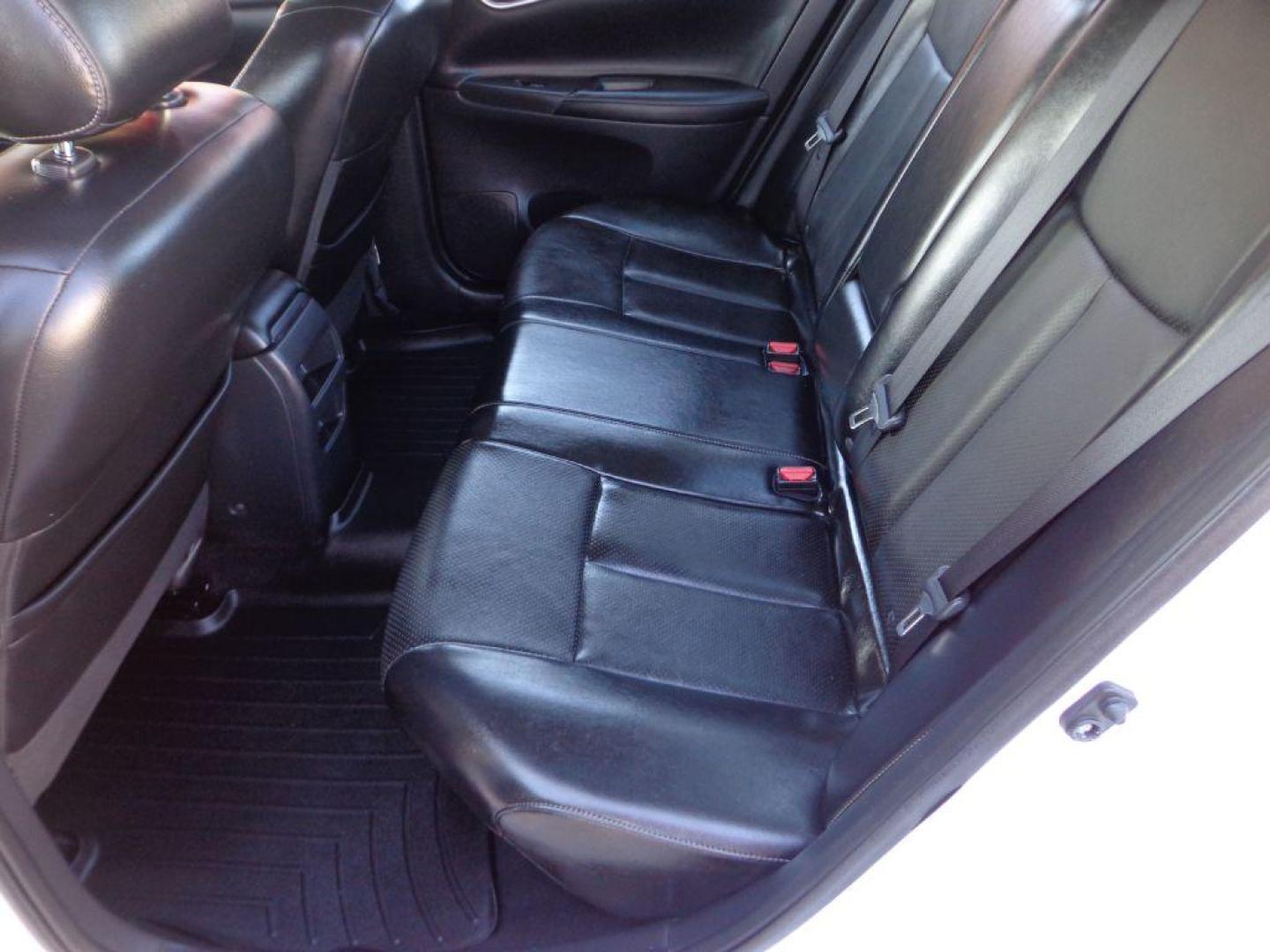 2017 WHITE NISSAN SENTRA SL (3N1AB7AP5HY) with an 1.8L engine, Continuously Variable transmission, located at 6610 L St., Omaha, NE, 68117, (402) 731-7800, 41.212872, -96.014702 - Photo#15