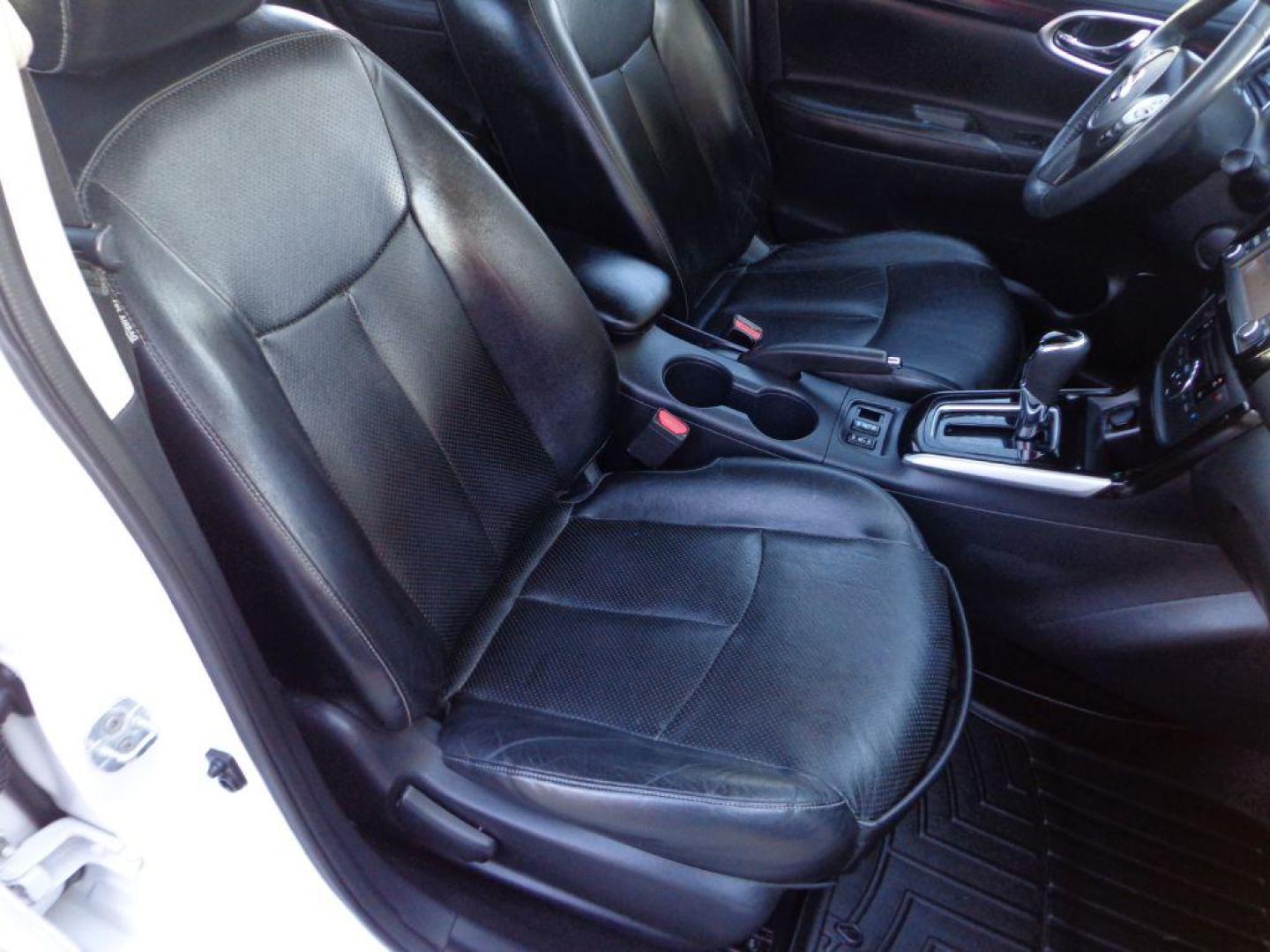 2017 WHITE NISSAN SENTRA SL (3N1AB7AP5HY) with an 1.8L engine, Continuously Variable transmission, located at 6610 L St., Omaha, NE, 68117, (402) 731-7800, 41.212872, -96.014702 - Photo#17