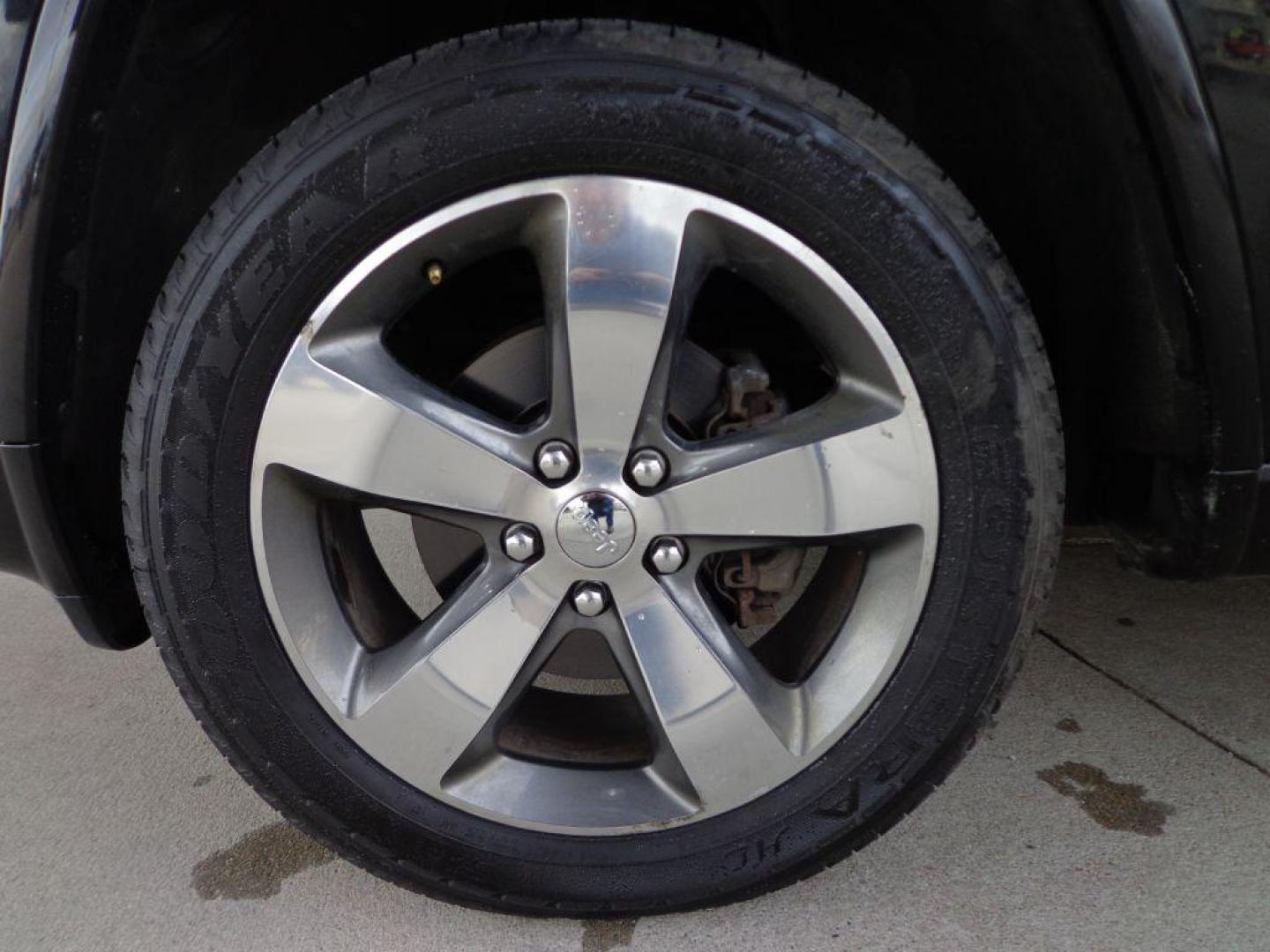 2014 BLACK JEEP GRAND CHEROKEE OVERLAND (1C4RJFCG1EC) with an 3.6L engine, Automatic transmission, located at 6610 L St., Omaha, NE, 68117, (402) 731-7800, 41.212872, -96.014702 - 2-OWNER, CLEAN CARFAX OVERLAND, PANORAMIC ROOF, NAV, HEATED FRONT/REAR SEATS, NEWER TIRES AND MUCH MORE! *****We have found that most customers do the majority of their shopping online before visiting a dealership. For this reason we feel it necessary to have a competitive price on our used ve - Photo#7