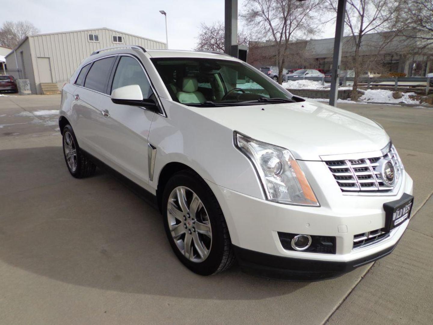 2015 WHITE CADILLAC SRX PERFORMANCE COLLECTION (3GYFNFE38FS) with an 3.6L engine, Automatic transmission, located at 6610 L St., Omaha, NE, 68117, (402) 731-7800, 41.212872, -96.014702 - THIS VEHICLE HAS A BEEN FULLY INSPECTED AND HAS A CLEAN TITLE WITH A FREE CARFAX REPORT PROVIDED! *****We have found that most customers do the majority of their shopping online before visiting a ealership. For this reason we feel it necessary to have a competitive price on our used vehicles rig - Photo#4