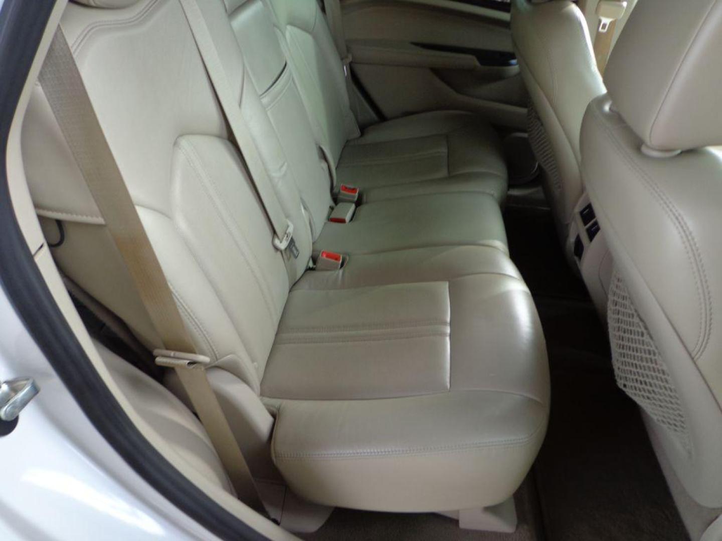 2015 WHITE CADILLAC SRX PERFORMANCE COLLECTION (3GYFNFE38FS) with an 3.6L engine, Automatic transmission, located at 6610 L St., Omaha, NE, 68117, (402) 731-7800, 41.212872, -96.014702 - THIS VEHICLE HAS A BEEN FULLY INSPECTED AND HAS A CLEAN TITLE WITH A FREE CARFAX REPORT PROVIDED! *****We have found that most customers do the majority of their shopping online before visiting a ealership. For this reason we feel it necessary to have a competitive price on our used vehicles rig - Photo#14