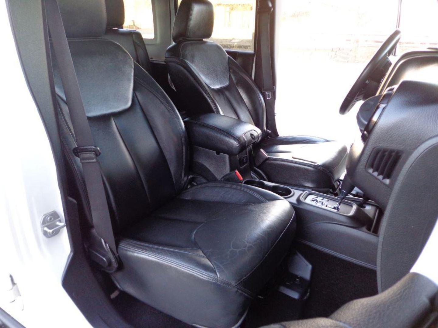 2015 WHITE JEEP WRANGLER UNLIMI SAHARA (1C4BJWEG9FL) with an 3.6L engine, Automatic transmission, located at 6610 L St., Omaha, NE, 68117, (402) 731-7800, 41.212872, -96.014702 - THIS VEHICLE HAS A BEEN FULLY INSPECTED AND HAS A CLEAN TITLE WITH A FREE CARFAX REPORT PROVIDED! 1-OWNER, CLEAN CARFAX, LOW MILEAGE, ALTITUDE PACKAGE WITH SOME NICE ADDED FEATURES AND NEWER TIRES! *****We have found that most customers do the majority of their shopping online before visiting a - Photo#16