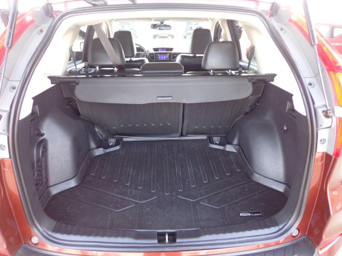 2015 RED HONDA CR-V EXL (2HKRM4H71FH) with an 2.4L engine, Continuously Variable transmission, located at 6610 L St., Omaha, NE, 68117, (402) 731-7800, 41.212872, -96.014702 - THIS VEHICLE HAS A BEEN FULLY INSPECTED AND HAS A CLEAN TITLE WITH A FREE CARFAX REPORT PROVIDED! 1-OWNER, CLEAN CARFAX, LOW MILEAGE, HEATED SEATS, NAV, BACKUP CAM AND NEWER TIRES! *****We have found that most customers do the majority of their shopping online before visiting a ealership. For t - Photo#18