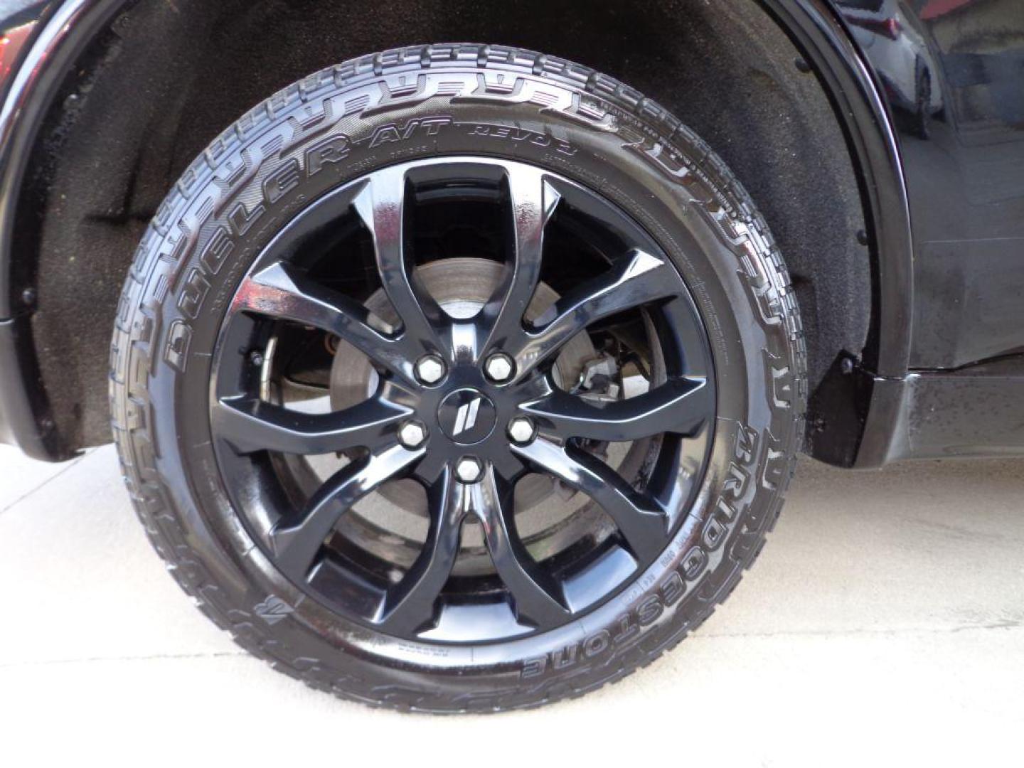 2019 BLACK DODGE DURANGO SXT PLUS (1C4RDJAG5KC) with an 3.6L engine, Automatic transmission, located at 6610 L St., Omaha, NE, 68117, (402) 731-7800, 41.212872, -96.014702 - THIS VEHICLE HAS A BEEN FULLY INSPECTED AND HAS A CLEAN TITLE WITH A FREE CARFAX REPORT PROVIDED! 1-OWNER, CLEAN CARFAX, LOW MILEAGE, BLACKTOP PACKAGE, 2ND ROW CAPTAINS, SUNROOF, BLIND SPOT AND CROSS PATH DETECTION, PARK ASSISTAND NEWER TIRES! *****We have found that most customers do the major - Photo#8