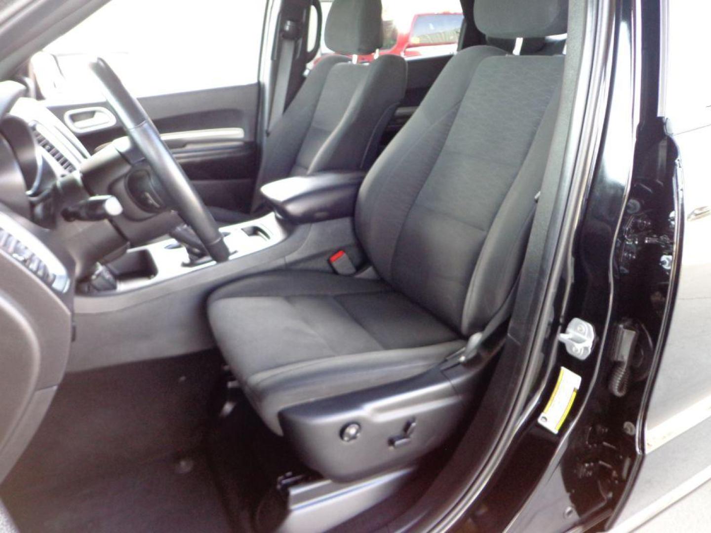 2019 BLACK DODGE DURANGO SXT PLUS (1C4RDJAG5KC) with an 3.6L engine, Automatic transmission, located at 6610 L St., Omaha, NE, 68117, (402) 731-7800, 41.212872, -96.014702 - THIS VEHICLE HAS A BEEN FULLY INSPECTED AND HAS A CLEAN TITLE WITH A FREE CARFAX REPORT PROVIDED! 1-OWNER, CLEAN CARFAX, LOW MILEAGE, BLACKTOP PACKAGE, 2ND ROW CAPTAINS, SUNROOF, BLIND SPOT AND CROSS PATH DETECTION, PARK ASSISTAND NEWER TIRES! *****We have found that most customers do the major - Photo#12