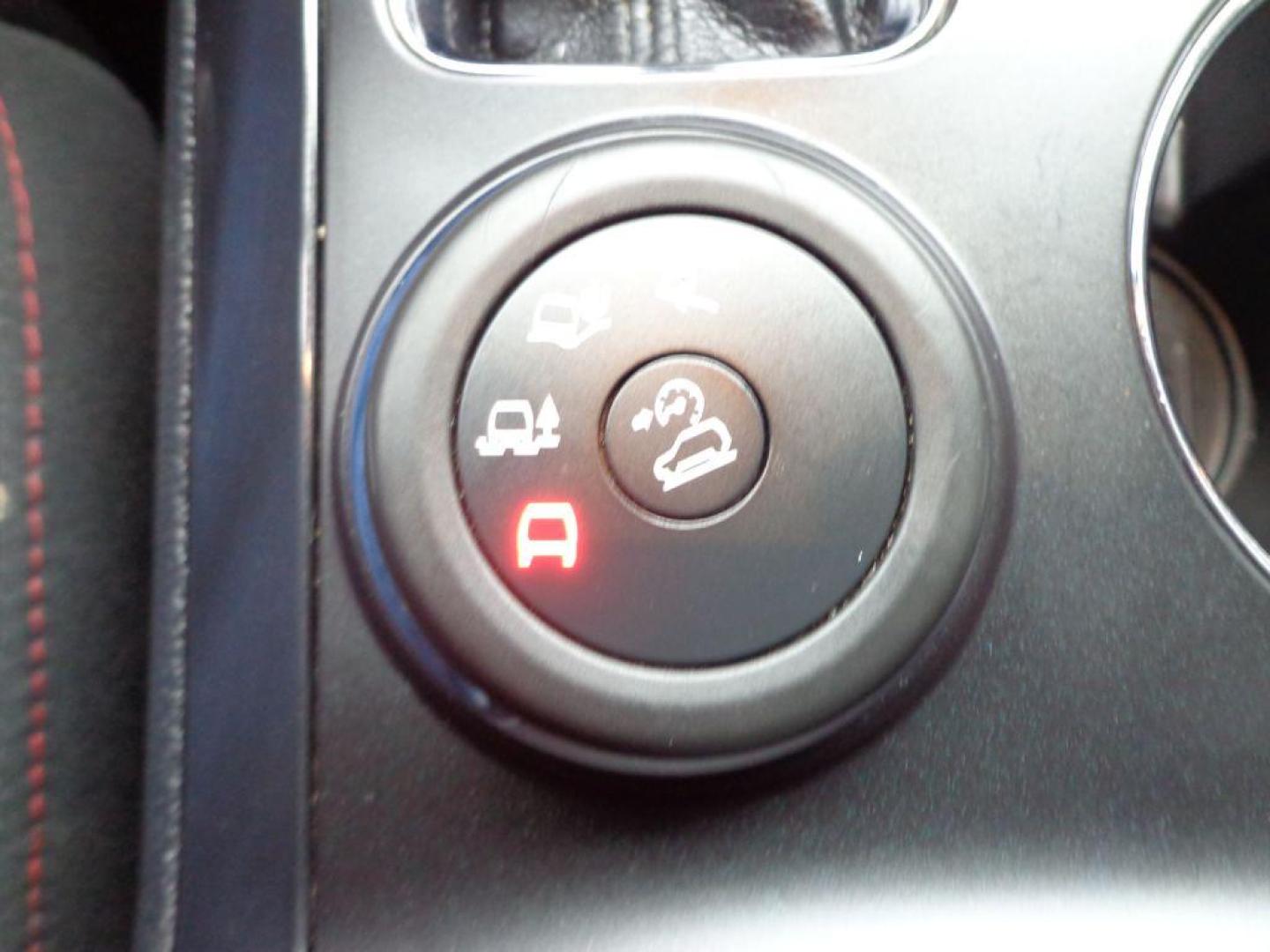 2016 WHITE FORD EXPLORER SPORT (1FM5K8GT4GG) with an 3.5L engine, Automatic transmission, located at 6610 L St., Omaha, NE, 68117, (402) 731-7800, 41.212872, -96.014702 - THIS VEHICLE HAS A BEEN FULLY INSPECTED AND HAS A CLEAN TITLE WITH A FREE CARFAX REPORT PROVIDED! 2-OWNER, CLEAN CARFAX, LOW MILEAGE LOADED WITH OPTIONS AND NEWER TIRES! *****We have found that most customers do the majority of their shopping online before visiting a ealership. For this reason - Photo#21