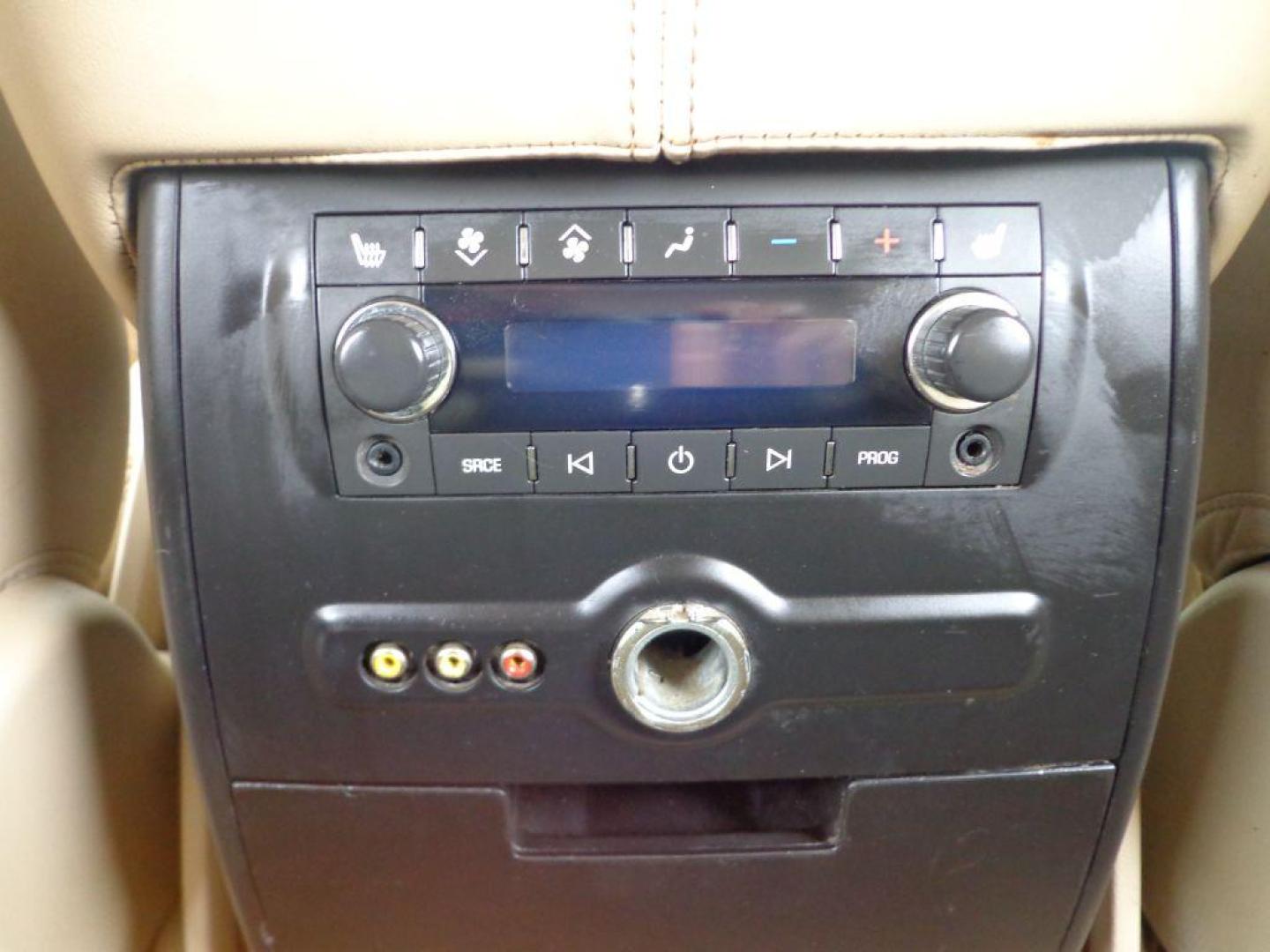 2011 GRAY CADILLAC ESCALADE ESV (1GYS4GEF7BR) with an 6.2L engine, Automatic transmission, located at 6610 L St., Omaha, NE, 68117, (402) 731-7800, 41.212872, -96.014702 - THIS VEHICLE HAS A BEEN FULLY INSPECTED AND HAS A CLEAN TITLE WITH A FREE CARFAX REPORT PROVIDED! 2-OWNER, PRE-INSPECTED TRADE-IN WITH A CLEAN CARFAX! *****We have found that most customers do the majority of their shopping online before visiting a ealership. For this reason we feel it necessar - Photo#19