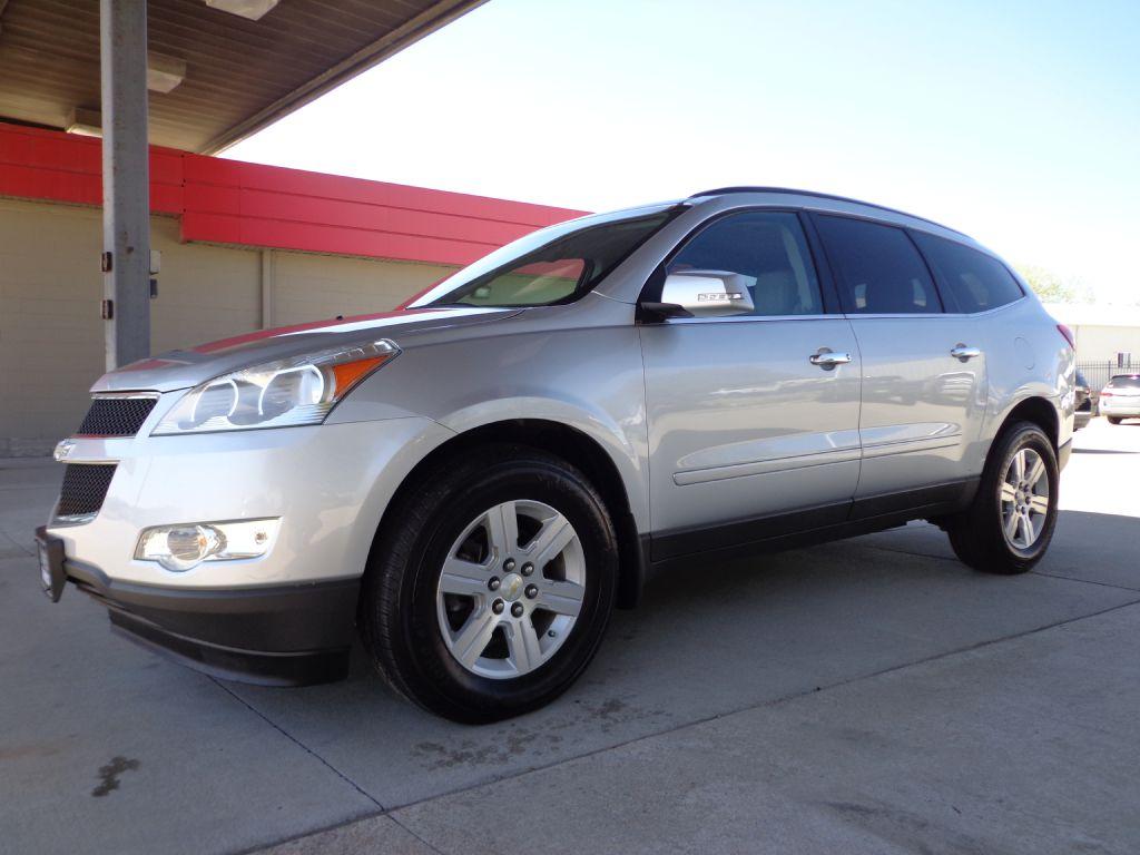 photo of 2011 CHEVROLET TRAVERSE LT