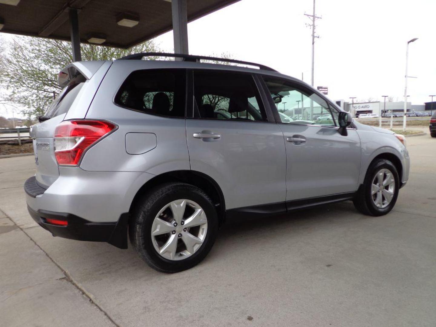 2015 SILVER SUBARU FORESTER 2.5I LIMITED (JF2SJAHC2FH) with an 2.5L engine, Automatic transmission, located at 6610 L St., Omaha, NE, 68117, (402) 731-7800, 41.212872, -96.014702 - THIS VEHICLE HAS A BEEN FULLY INSPECTED AND HAS A CLEAN TITLE WITH A FREE CARFAX REPORT PROVIDED! 2-OWNER, CLEAN CARFAX, LOW MILEAGE, HEATED SEATS, SUNROOF, REMOTE START AND NEWER TIRES! *****We have found that most customers do the majority of their shopping online before visiting a ealership. - Photo#3