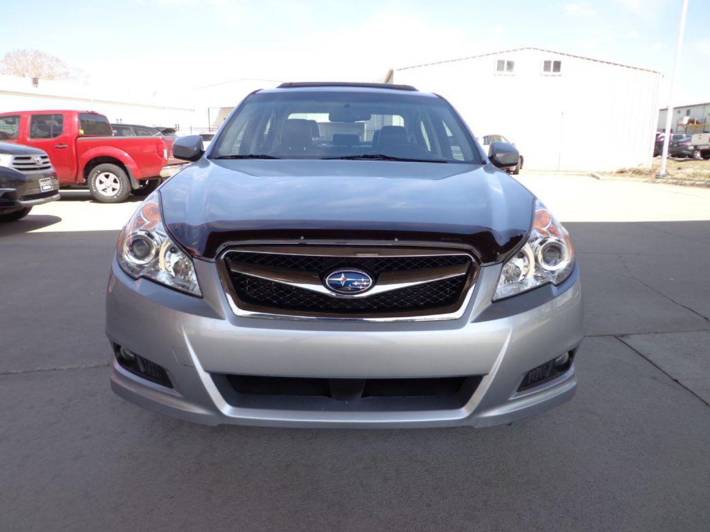 2012 SILVER SUBARU LEGACY 2.5I LIMITED (4S3BMBK60C3) with an 2.5L engine, Automatic transmission, located at 6610 L St., Omaha, NE, 68117, (402) 731-7800, 41.212872, -96.014702 - THIS VEHICLE HAS A BEEN FULLY INSPECTED AND HAS A CLEAN TITLE WITH A FREE CARFAX REPORT PROVIDED! 2-OWNER, CLEAN CARFAX, LOW MILEAGEM HEATED LEATHER, SUNROOF,, PREMIUM AUDIO AND NEWER TIRES! *****We have found that most customers do the majority of their shopping online before visiting a eale - Photo#1