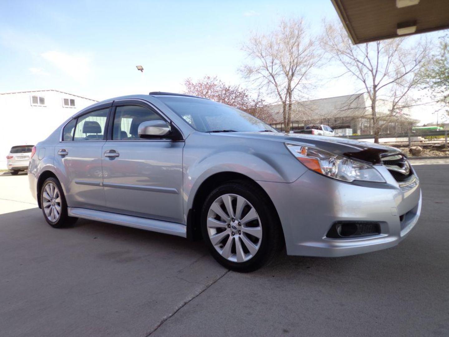 2012 SILVER SUBARU LEGACY 2.5I LIMITED (4S3BMBK60C3) with an 2.5L engine, Automatic transmission, located at 6610 L St., Omaha, NE, 68117, (402) 731-7800, 41.212872, -96.014702 - THIS VEHICLE HAS A BEEN FULLY INSPECTED AND HAS A CLEAN TITLE WITH A FREE CARFAX REPORT PROVIDED! 2-OWNER, CLEAN CARFAX, LOW MILEAGEM HEATED LEATHER, SUNROOF,, PREMIUM AUDIO AND NEWER TIRES! *****We have found that most customers do the majority of their shopping online before visiting a eale - Photo#2