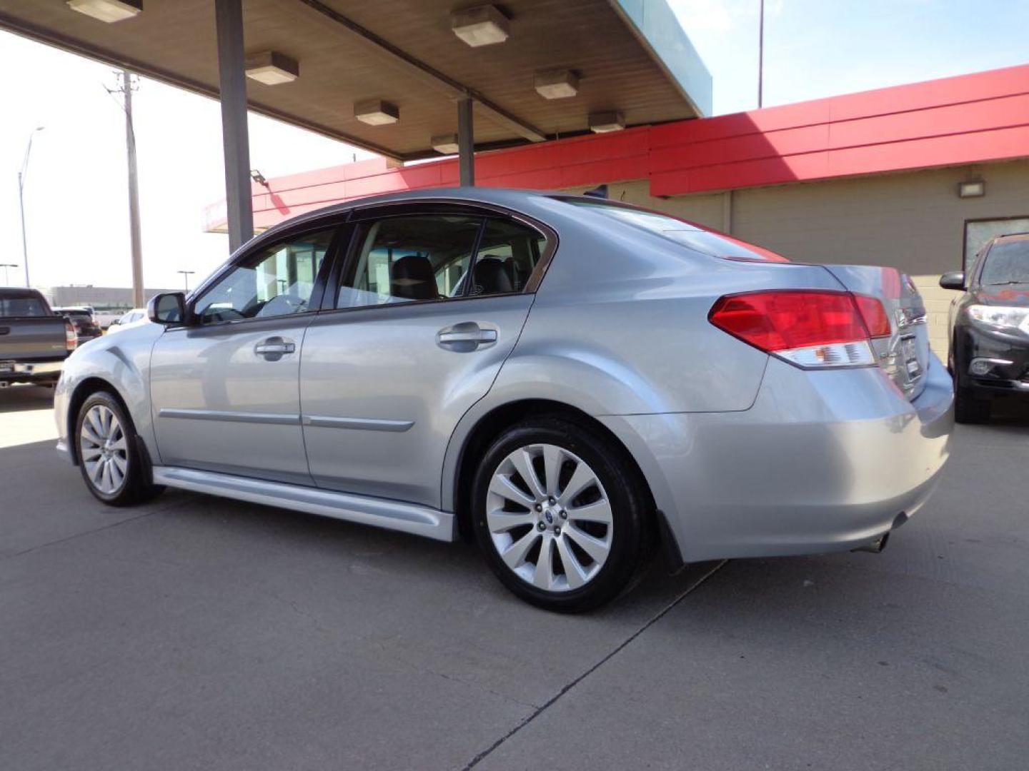 2012 SILVER SUBARU LEGACY 2.5I LIMITED (4S3BMBK60C3) with an 2.5L engine, Automatic transmission, located at 6610 L St., Omaha, NE, 68117, (402) 731-7800, 41.212872, -96.014702 - THIS VEHICLE HAS A BEEN FULLY INSPECTED AND HAS A CLEAN TITLE WITH A FREE CARFAX REPORT PROVIDED! 2-OWNER, CLEAN CARFAX, LOW MILEAGEM HEATED LEATHER, SUNROOF,, PREMIUM AUDIO AND NEWER TIRES! *****We have found that most customers do the majority of their shopping online before visiting a eale - Photo#5