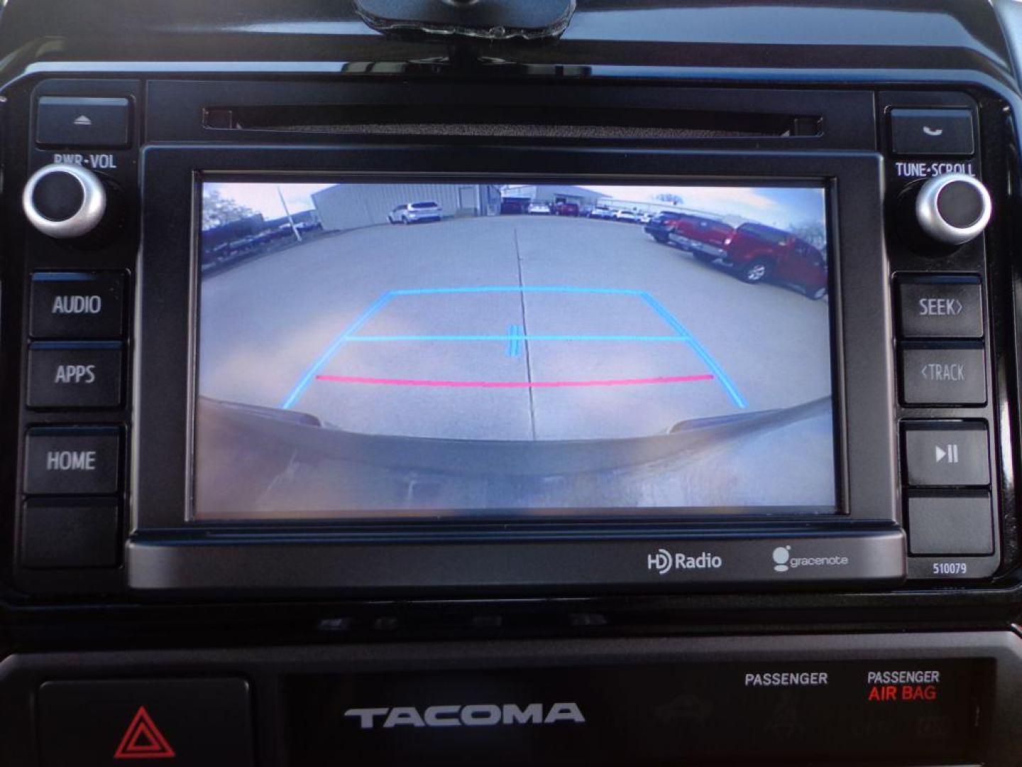 2015 GRAY TOYOTA TACOMA ACCESS CAB (5TFTX4CN1FX) with an 2.7L engine, Automatic transmission, located at 6610 L St., Omaha, NE, 68117, (402) 731-7800, 41.212872, -96.014702 - THIS VEHICLE HAS A BEEN FULLY INSPECTED AND HAS A CLEAN TITLE WITH A FREE CARFAX REPORT PROVIDED! SHARP RUST-FREE TACOMA WITH A CLEAN CARFAX, LOW MILEAGE AND NEW TIRES! *****We have found that most customers do the majority of their shopping online before visiting a ealership. For this reason - Photo#18