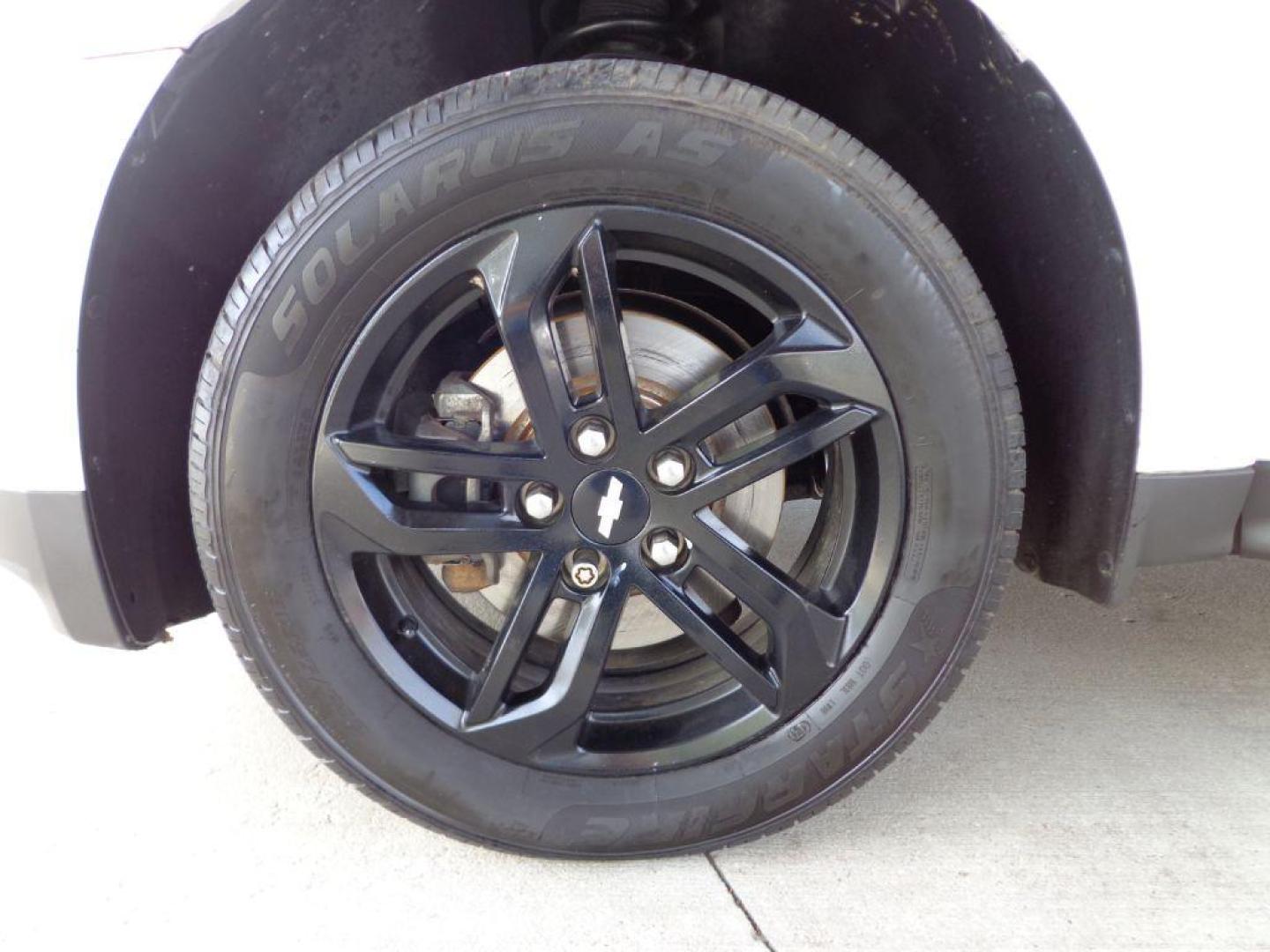 2017 WHITE CHEVROLET EQUINOX LT (2GNFLFEK8H6) with an 2.4L engine, Automatic transmission, located at 6610 L St., Omaha, NE, 68117, (402) 731-7800, 41.212872, -96.014702 - THIS VEHICLE HAS A BEEN FULLY INSPECTED AND HAS A CLEAN TITLE WITH A FREE CARFAX REPORT PROVIDED! 2-OWNER, CLEAN CARFAX, LOW MILEAGE, SUNROOF, HEATED LEATHER, NEWER TIRES AND MUCH MORE! *****We have found that most customers do the majority of their shopping online before visiting a ealership. - Photo#7