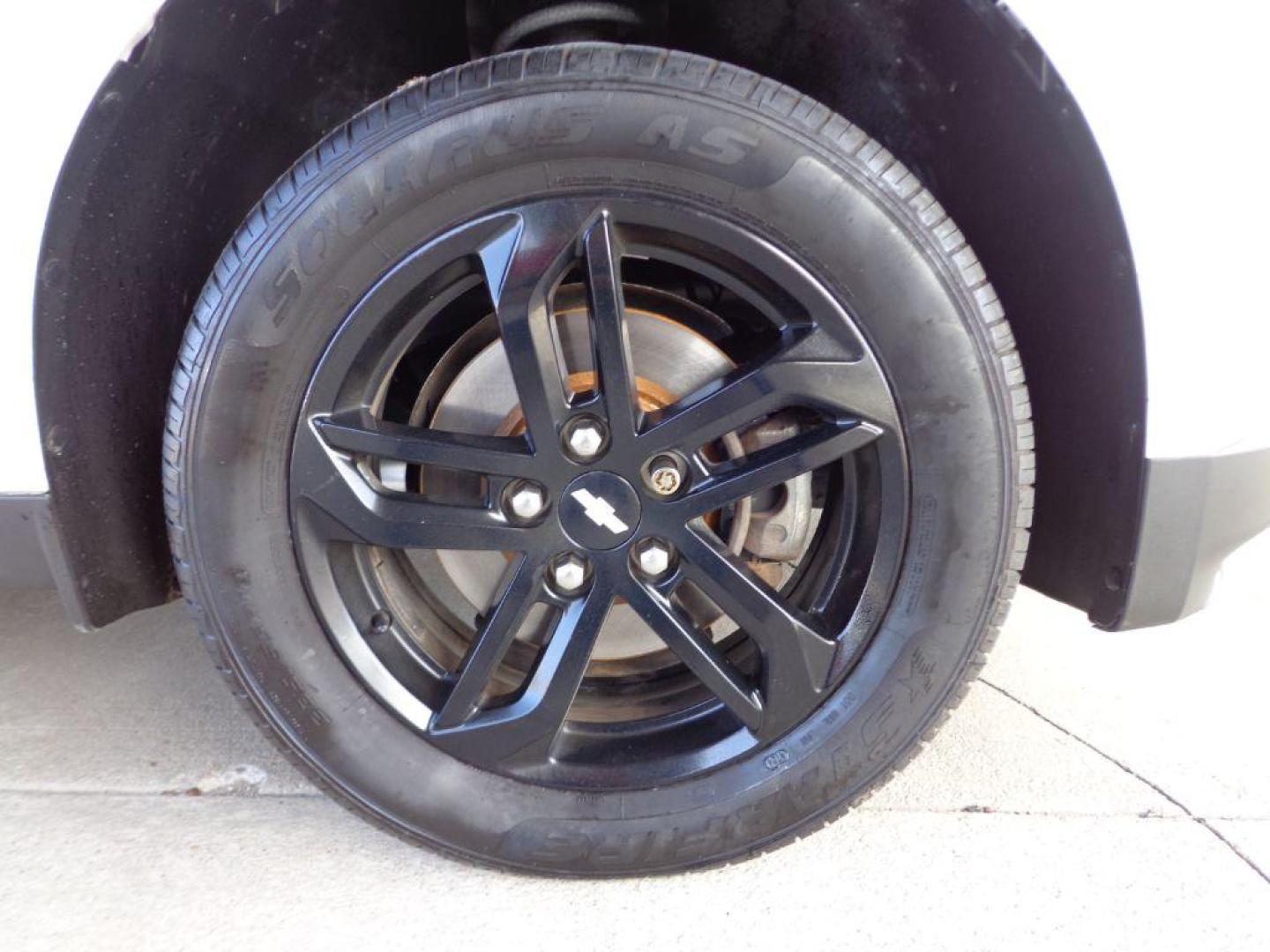 2017 WHITE CHEVROLET EQUINOX LT (2GNFLFEK8H6) with an 2.4L engine, Automatic transmission, located at 6610 L St., Omaha, NE, 68117, (402) 731-7800, 41.212872, -96.014702 - THIS VEHICLE HAS A BEEN FULLY INSPECTED AND HAS A CLEAN TITLE WITH A FREE CARFAX REPORT PROVIDED! 2-OWNER, CLEAN CARFAX, LOW MILEAGE, SUNROOF, HEATED LEATHER, NEWER TIRES AND MUCH MORE! *****We have found that most customers do the majority of their shopping online before visiting a ealership. - Photo#8