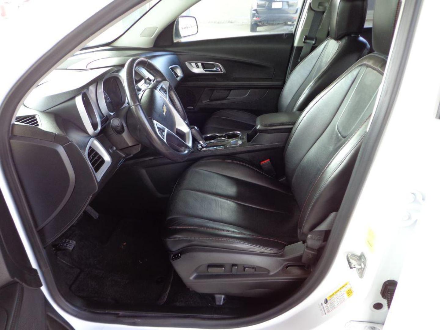 2017 WHITE CHEVROLET EQUINOX LT (2GNFLFEK8H6) with an 2.4L engine, Automatic transmission, located at 6610 L St., Omaha, NE, 68117, (402) 731-7800, 41.212872, -96.014702 - THIS VEHICLE HAS A BEEN FULLY INSPECTED AND HAS A CLEAN TITLE WITH A FREE CARFAX REPORT PROVIDED! 2-OWNER, CLEAN CARFAX, LOW MILEAGE, SUNROOF, HEATED LEATHER, NEWER TIRES AND MUCH MORE! *****We have found that most customers do the majority of their shopping online before visiting a ealership. - Photo#12